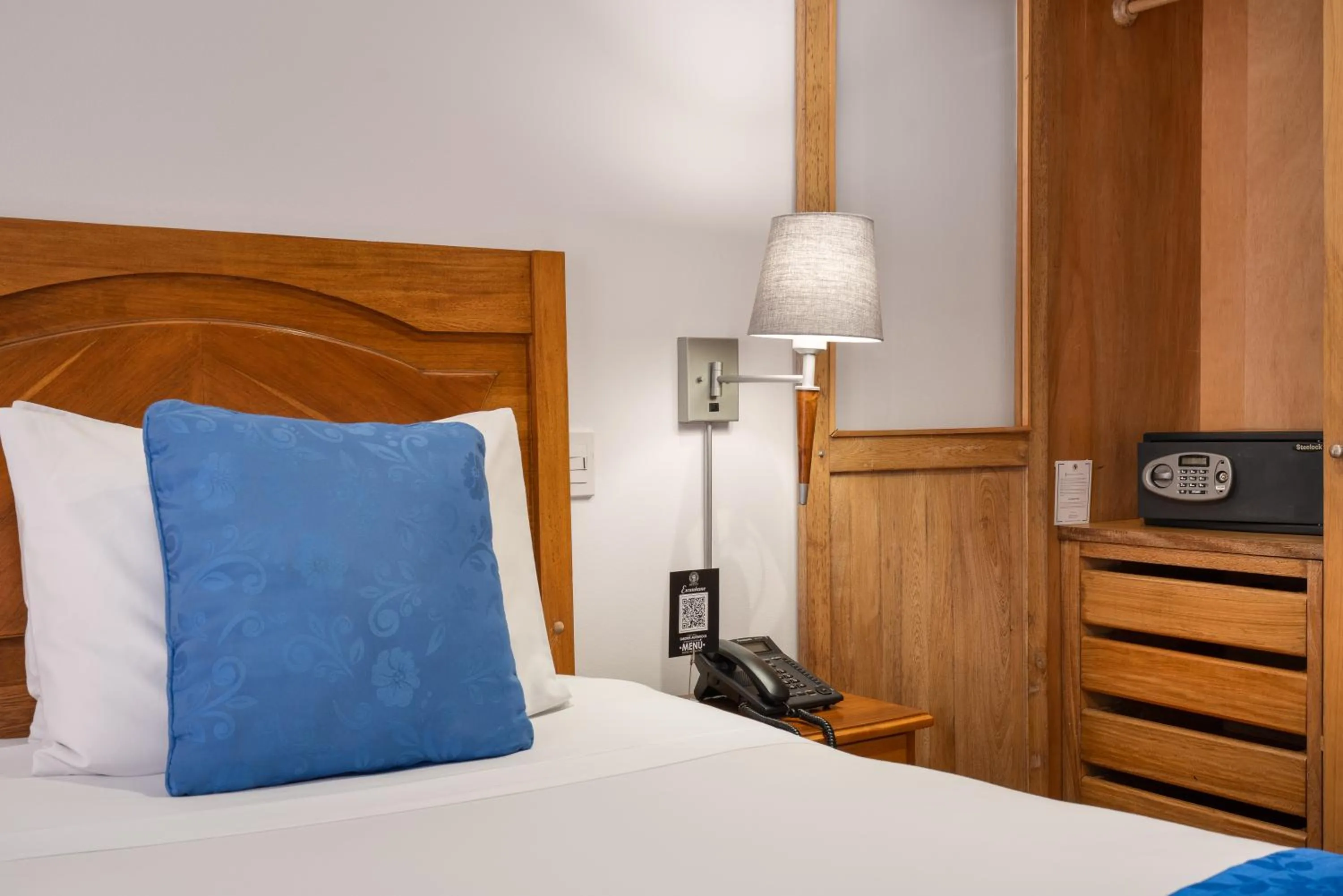 Bedroom, Bed in Hotel Egina Bogotá