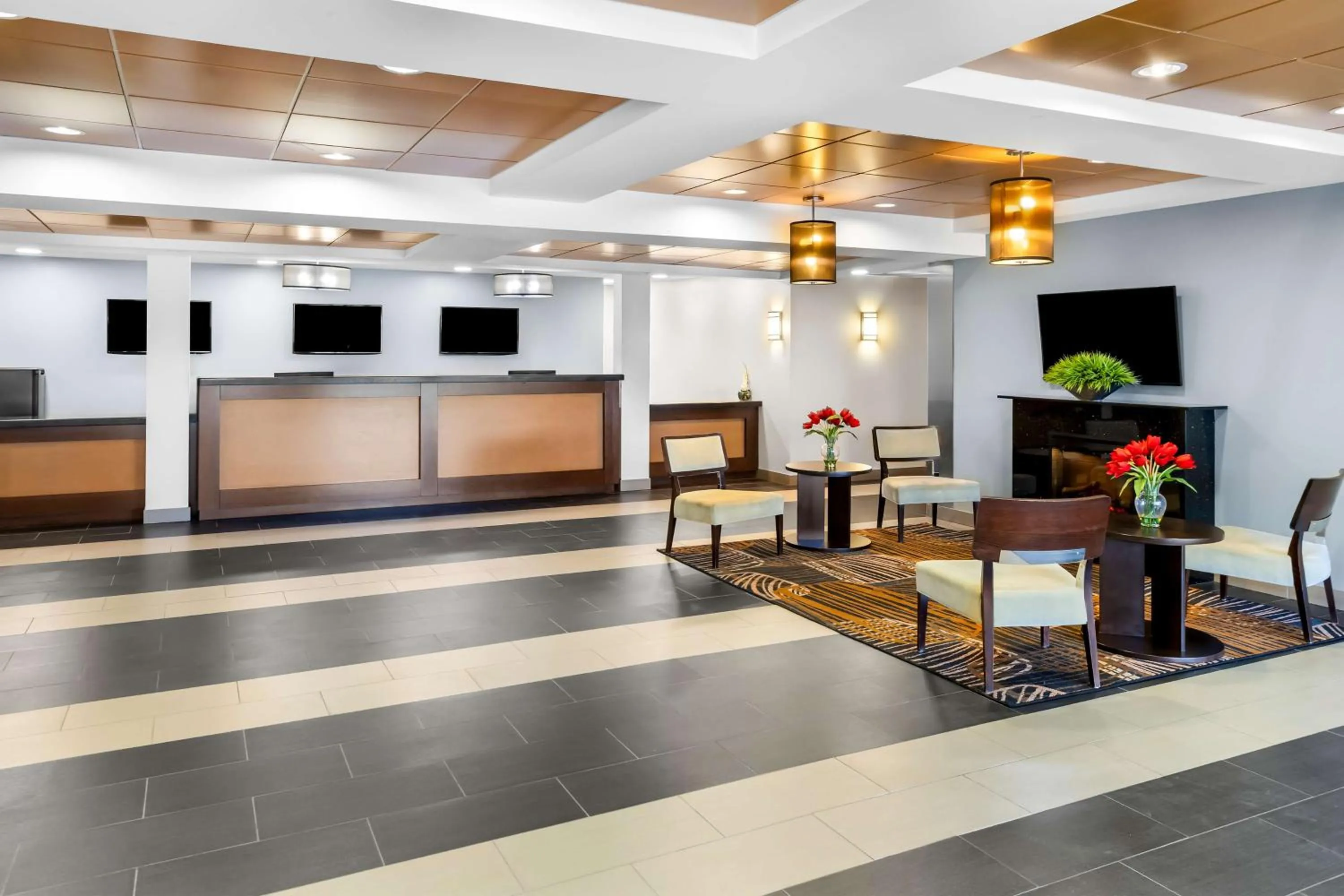 Lobby or reception in Best Western Thompson