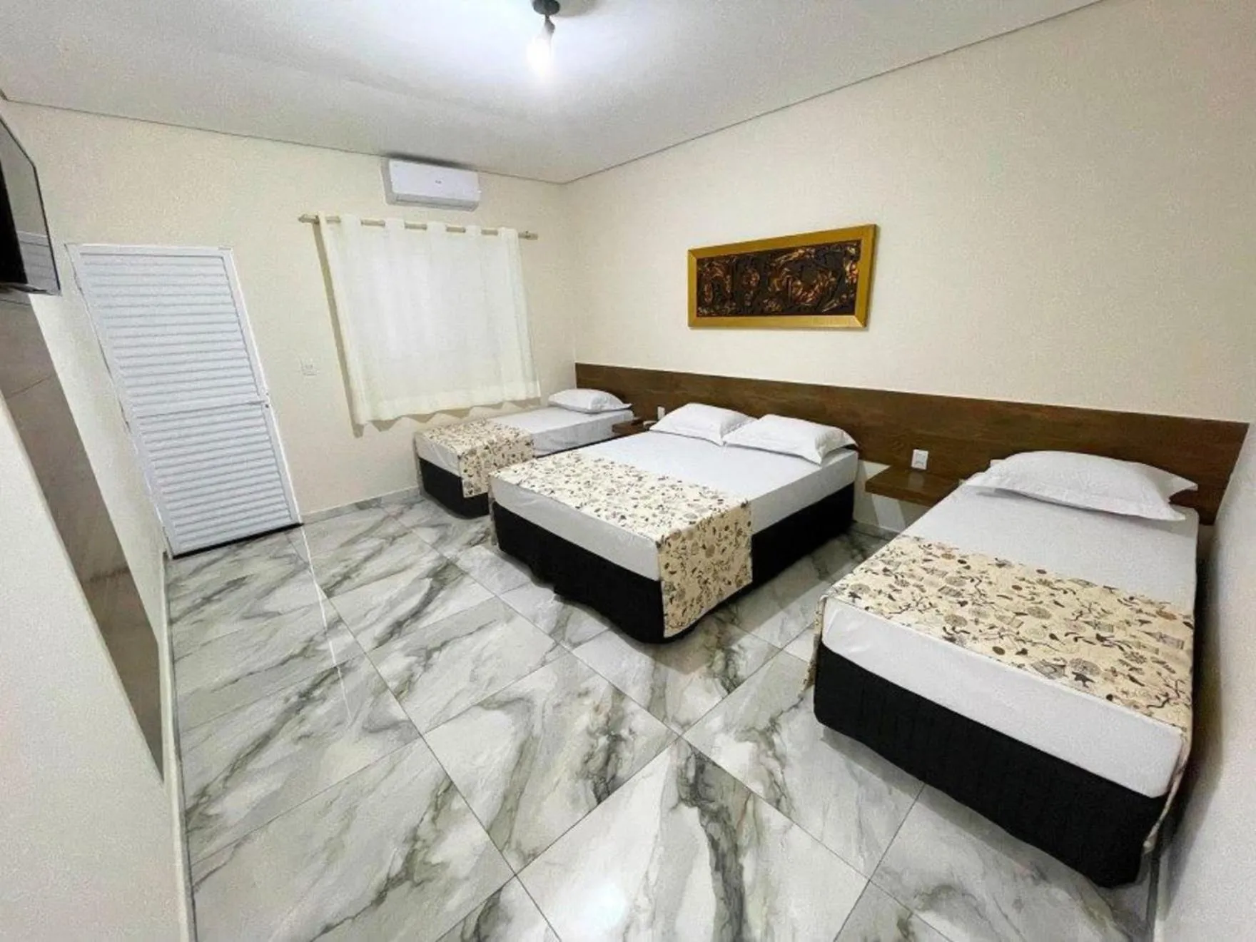 Bed in Hotel Dolce Dulce