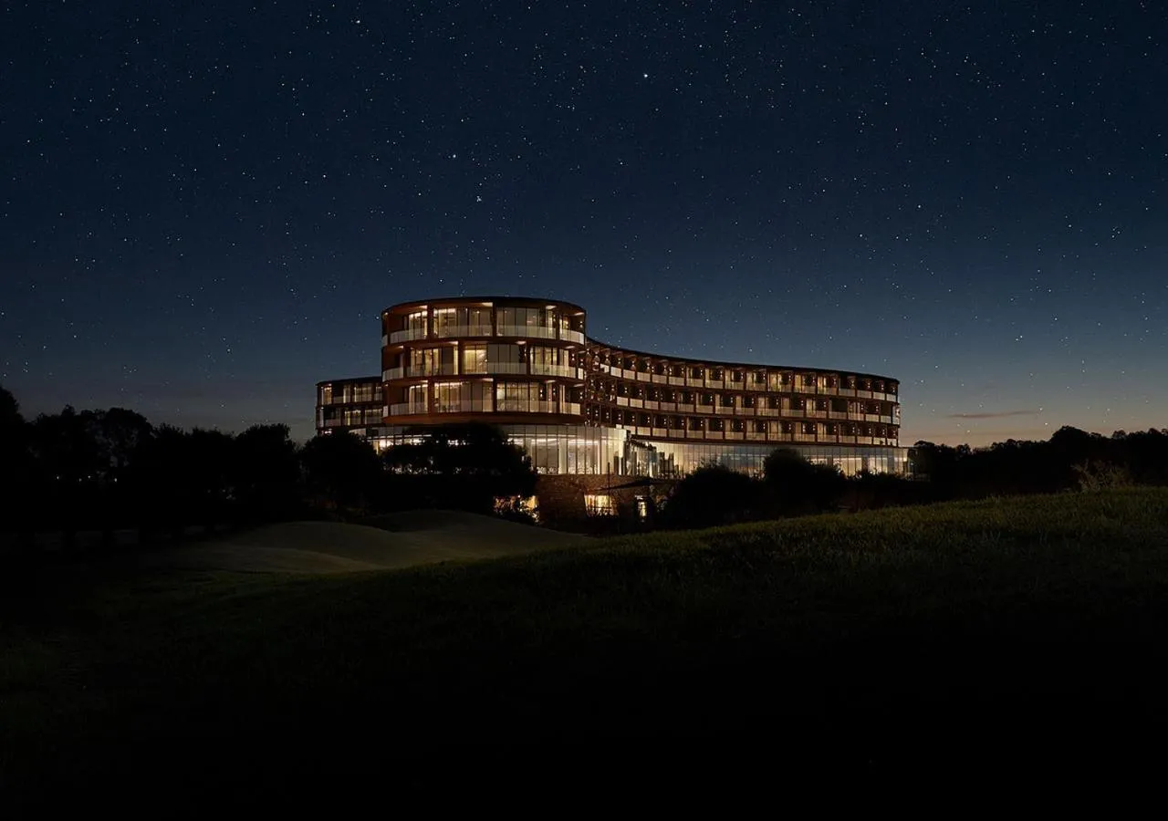 Facade/entrance in RACV Cape Schanck Resort