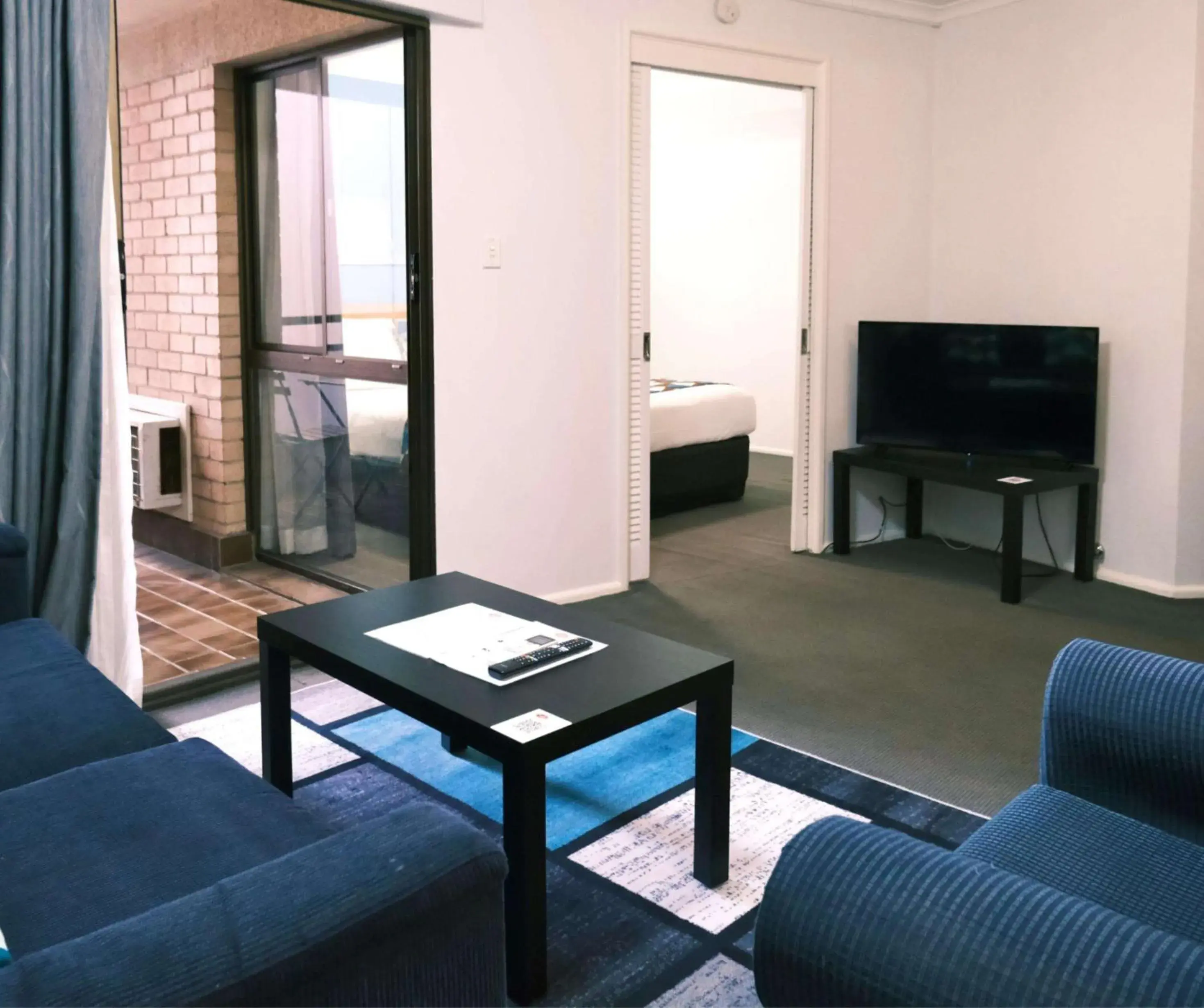 One-Bedroom Apartment in Metro Apartments on King One-Bedroom Apartment in Metro Apartments on King