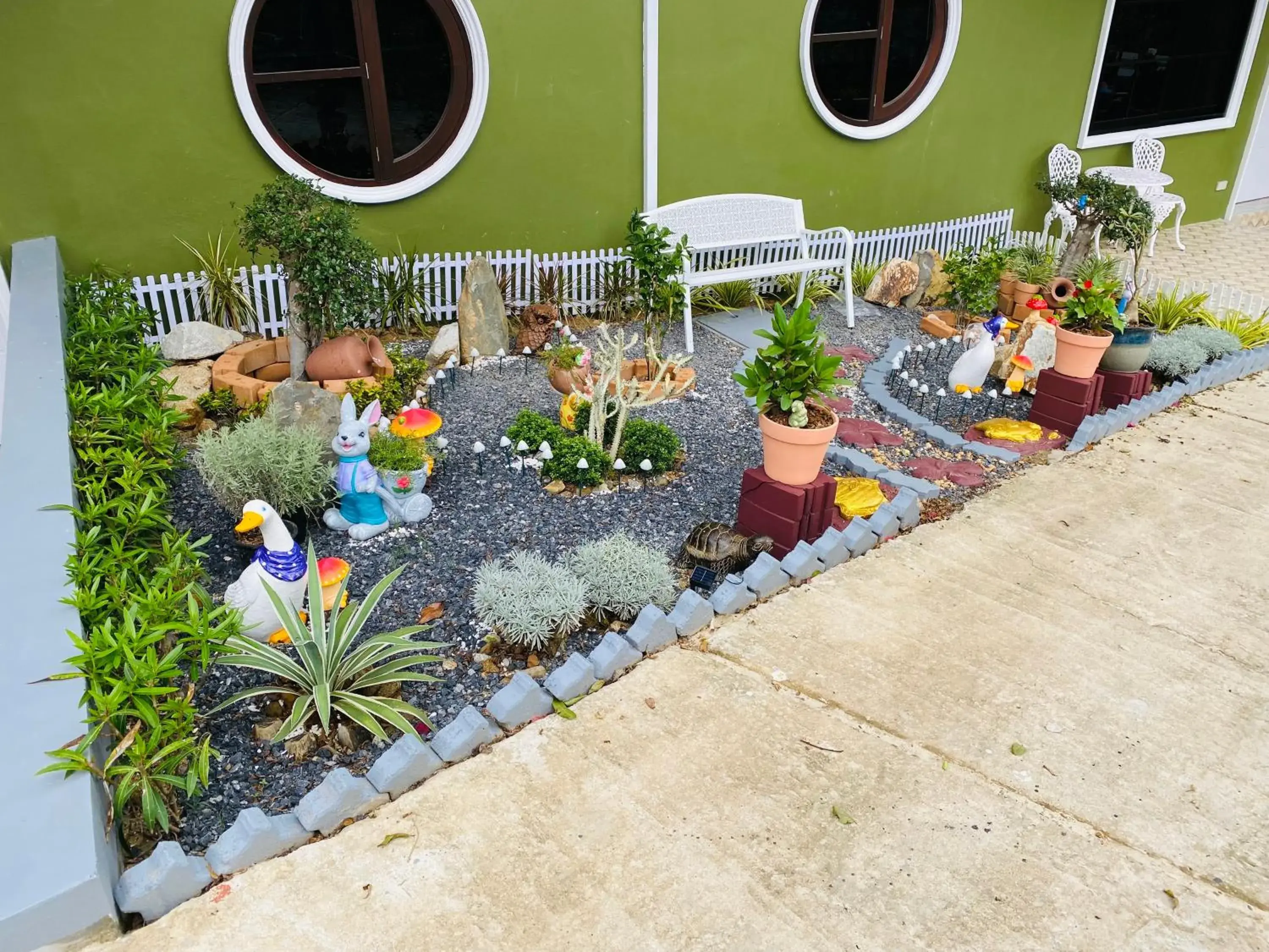 Quadruple Room with Garden View in Siray Green Resort Quadruple Room with Garden View in Siray Green Resort