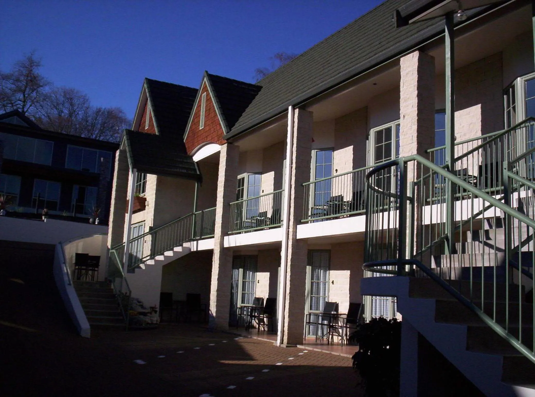 Facade/entrance in Colonial Lodge Motel