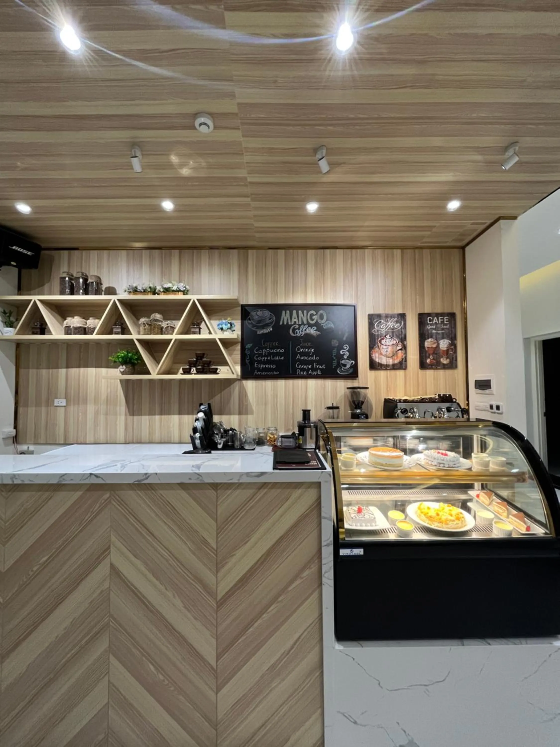 Mango Hotel - Ha Noi Railway station