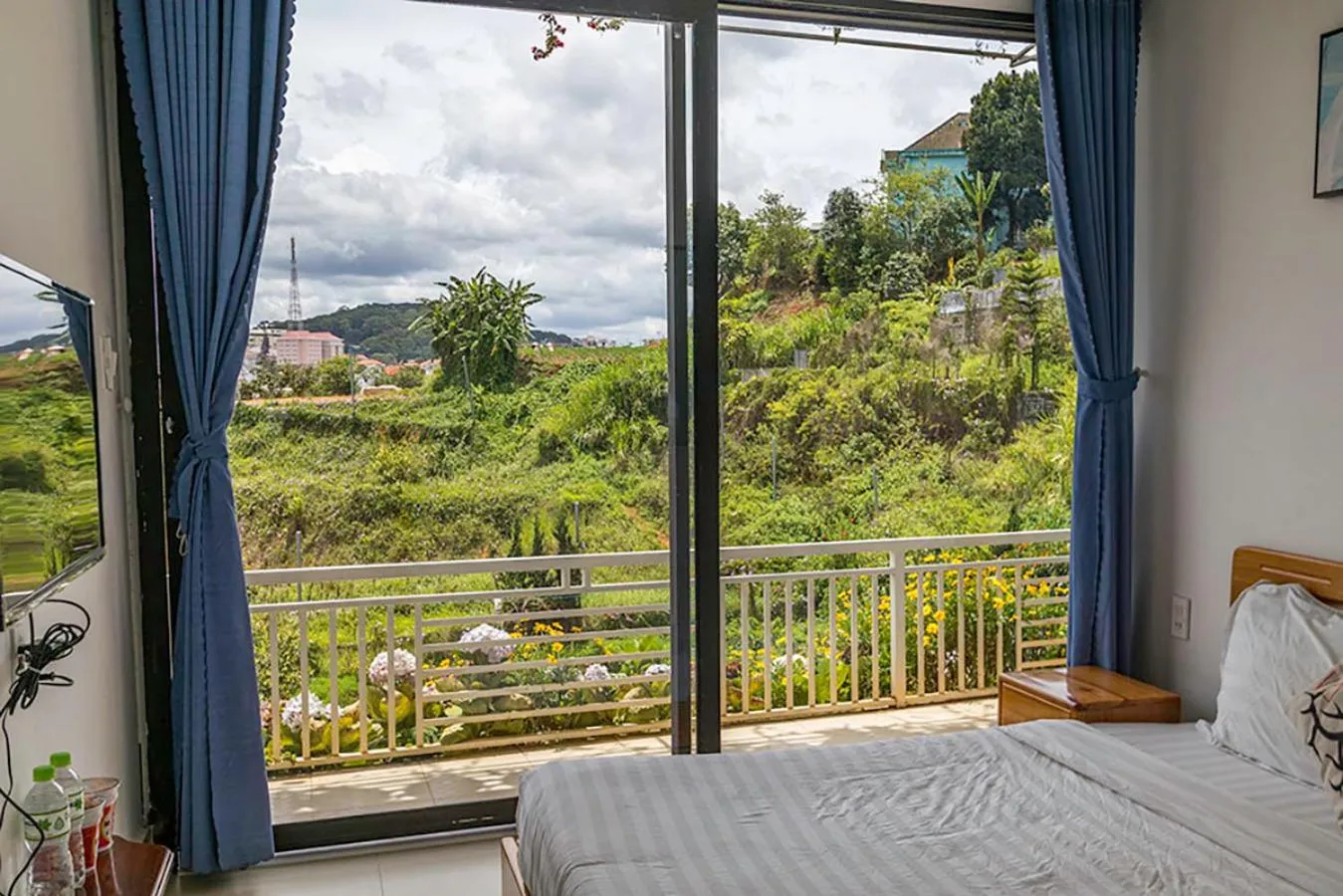 Balcony/Terrace, Bed in An Garden Dalat