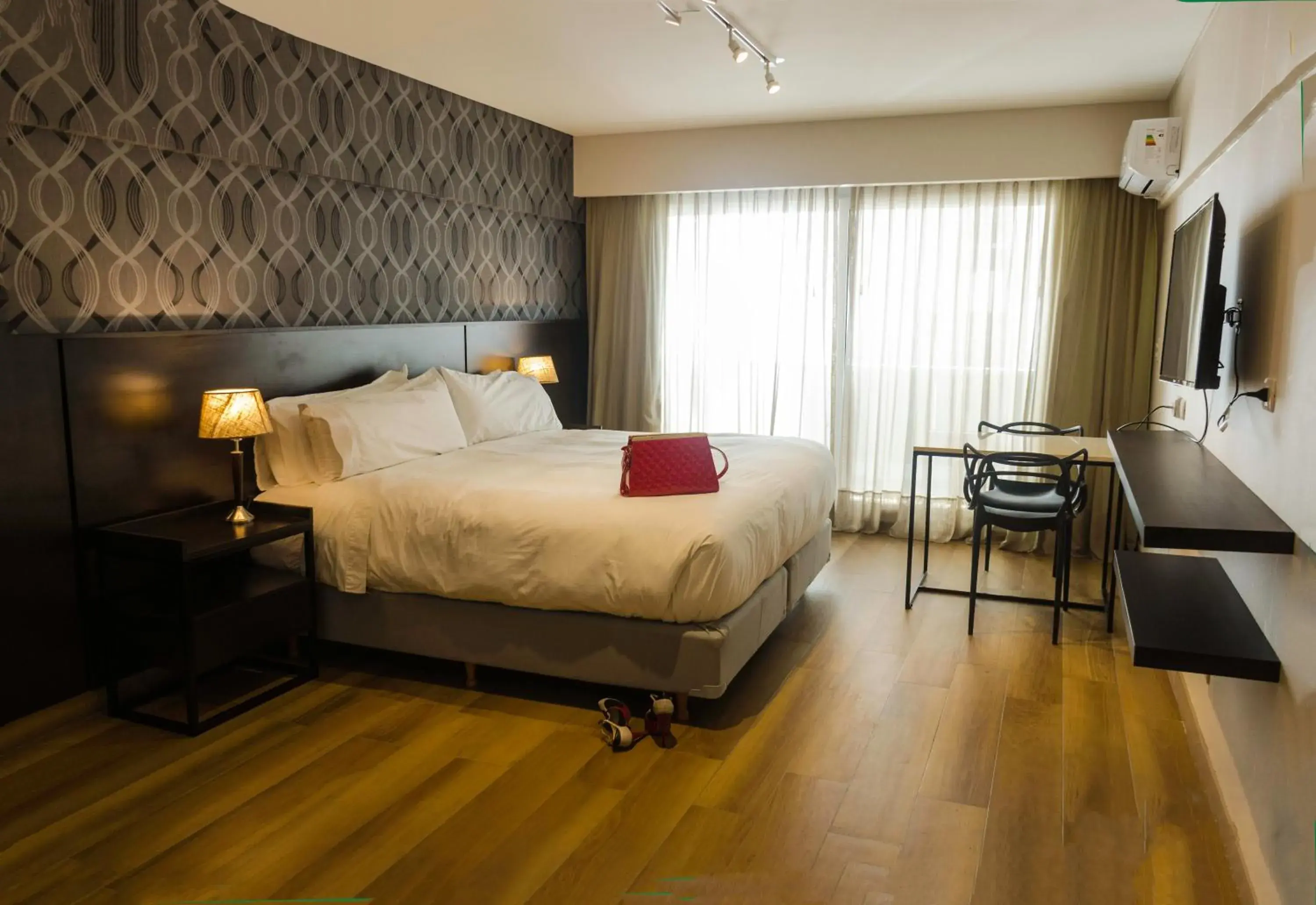 Queen Room - Disability Access in Avellaneda Aparts & Suites Queen Room - Disability Access in Avellaneda Aparts & Suites