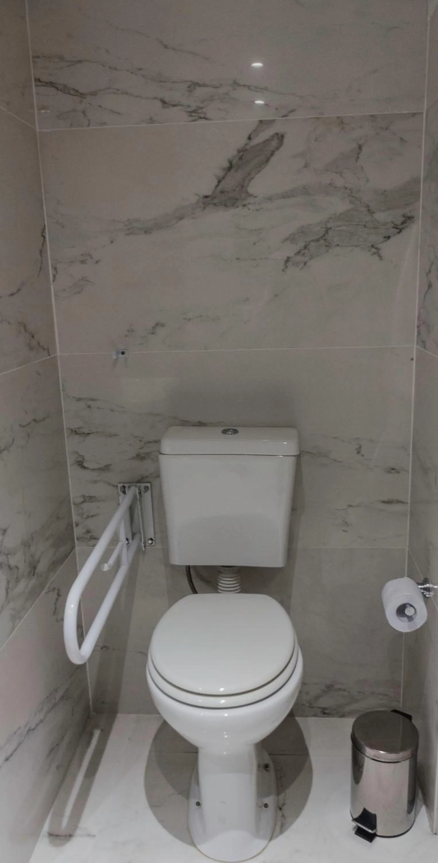 Bathroom in Avellaneda Aparts & Suites