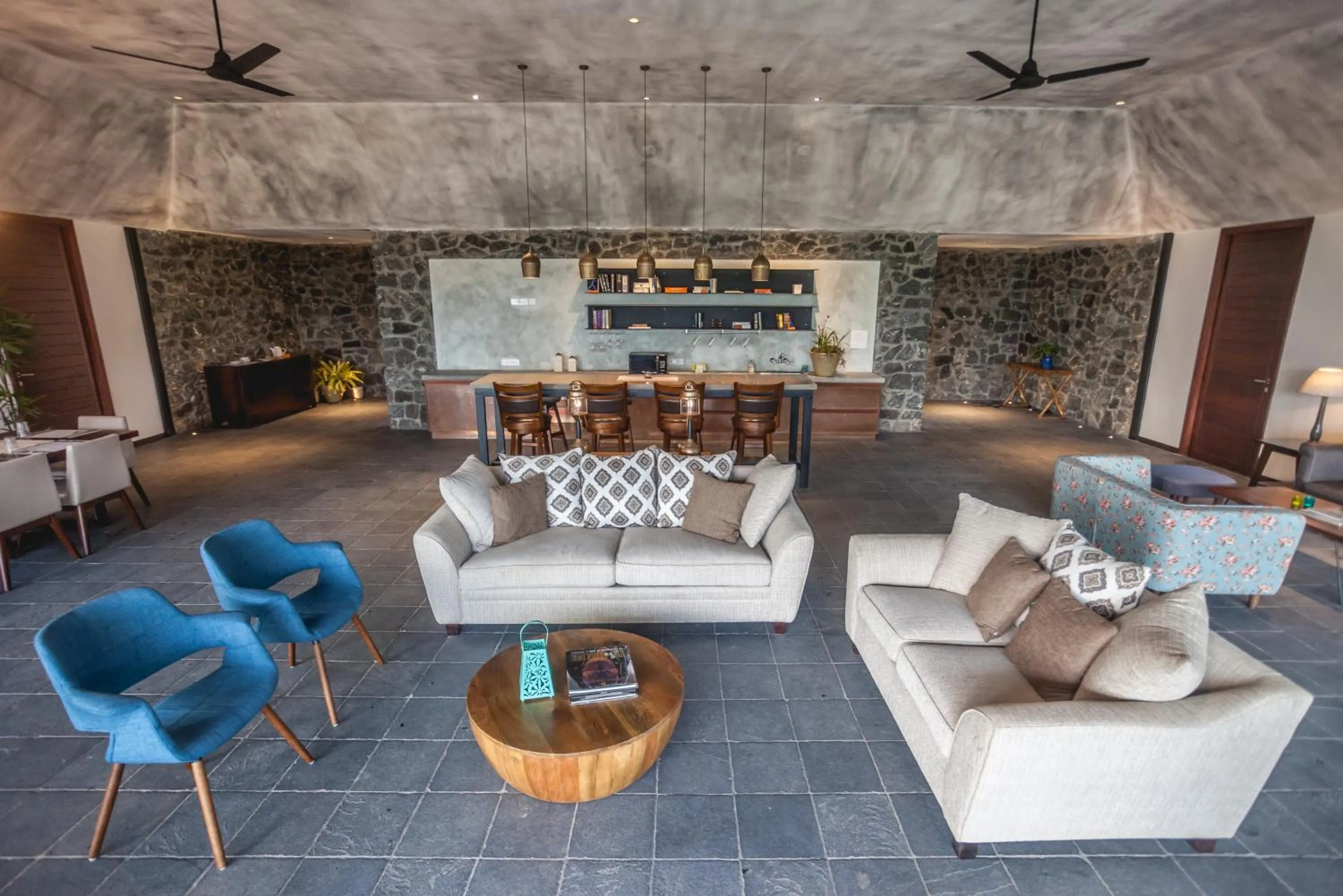 Living room in Elakai