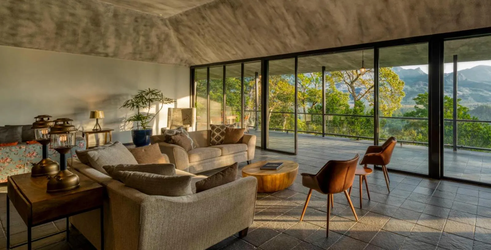 Living room in Elakai