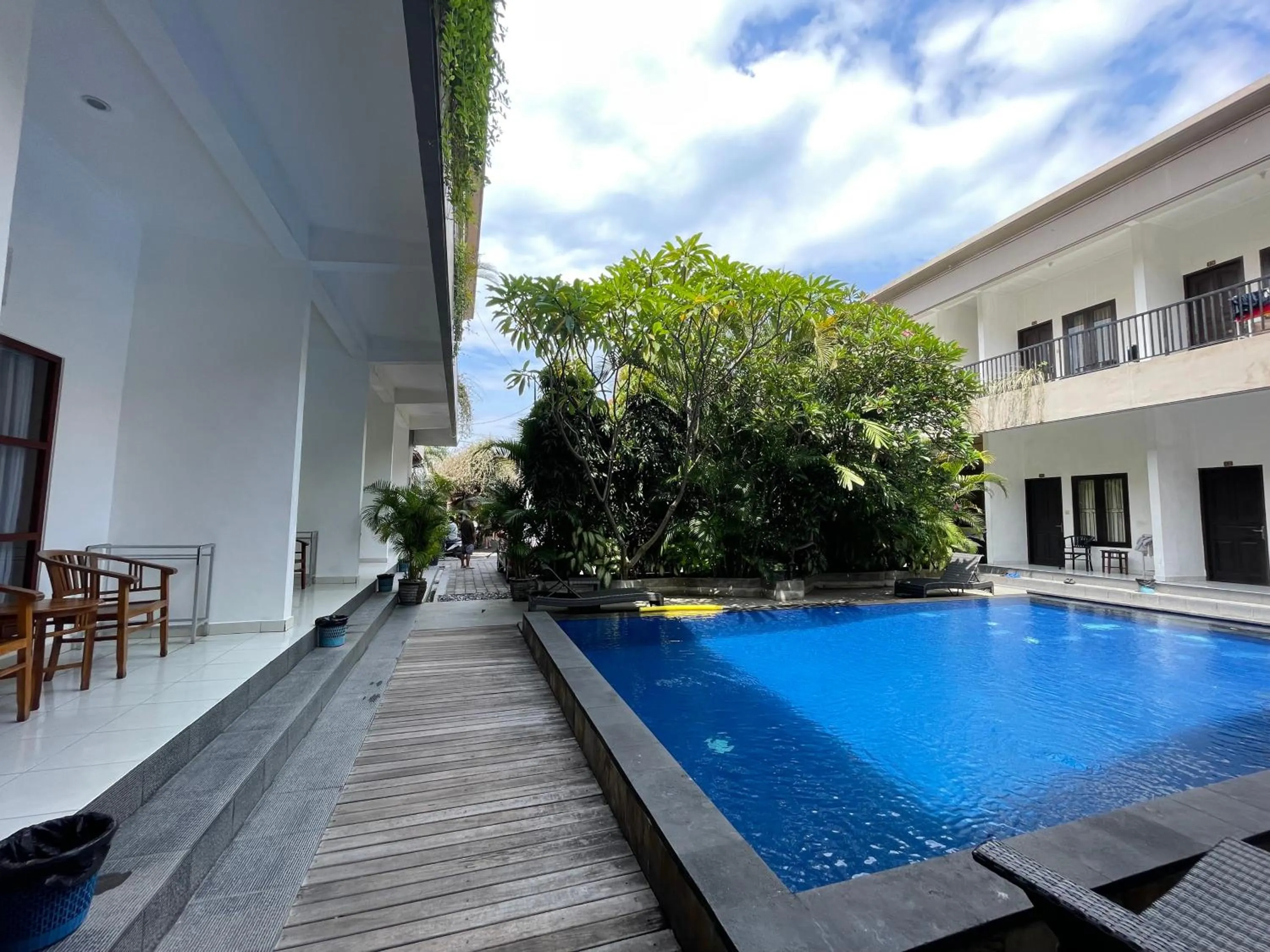 Property building in Seminyak Point Guest House