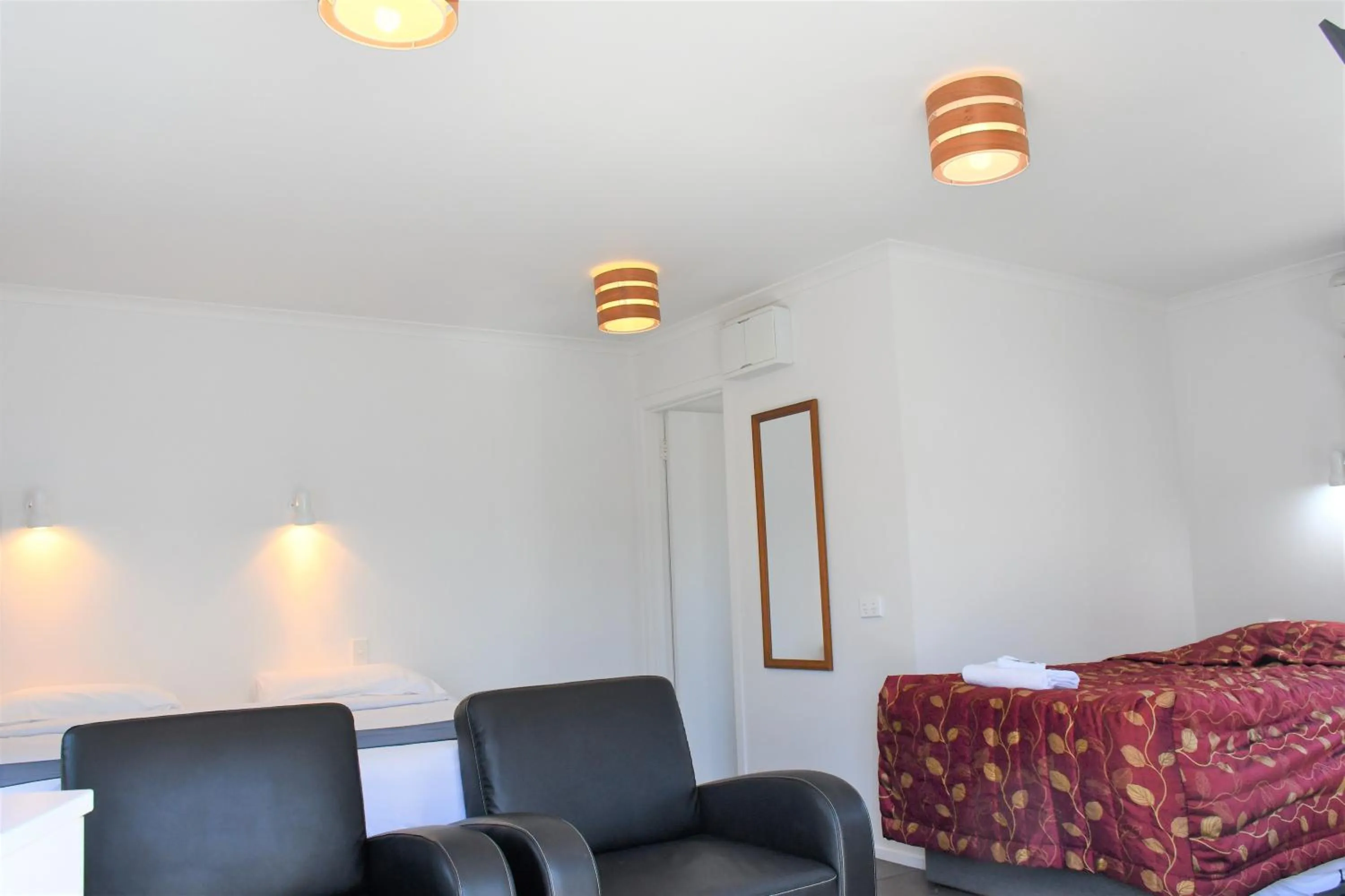 Comfort Inn Westshore Beach