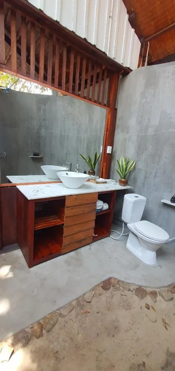 Bungalow - Beach Front in Bamboo Cottages Bungalow - Beach Front in Bamboo Cottages