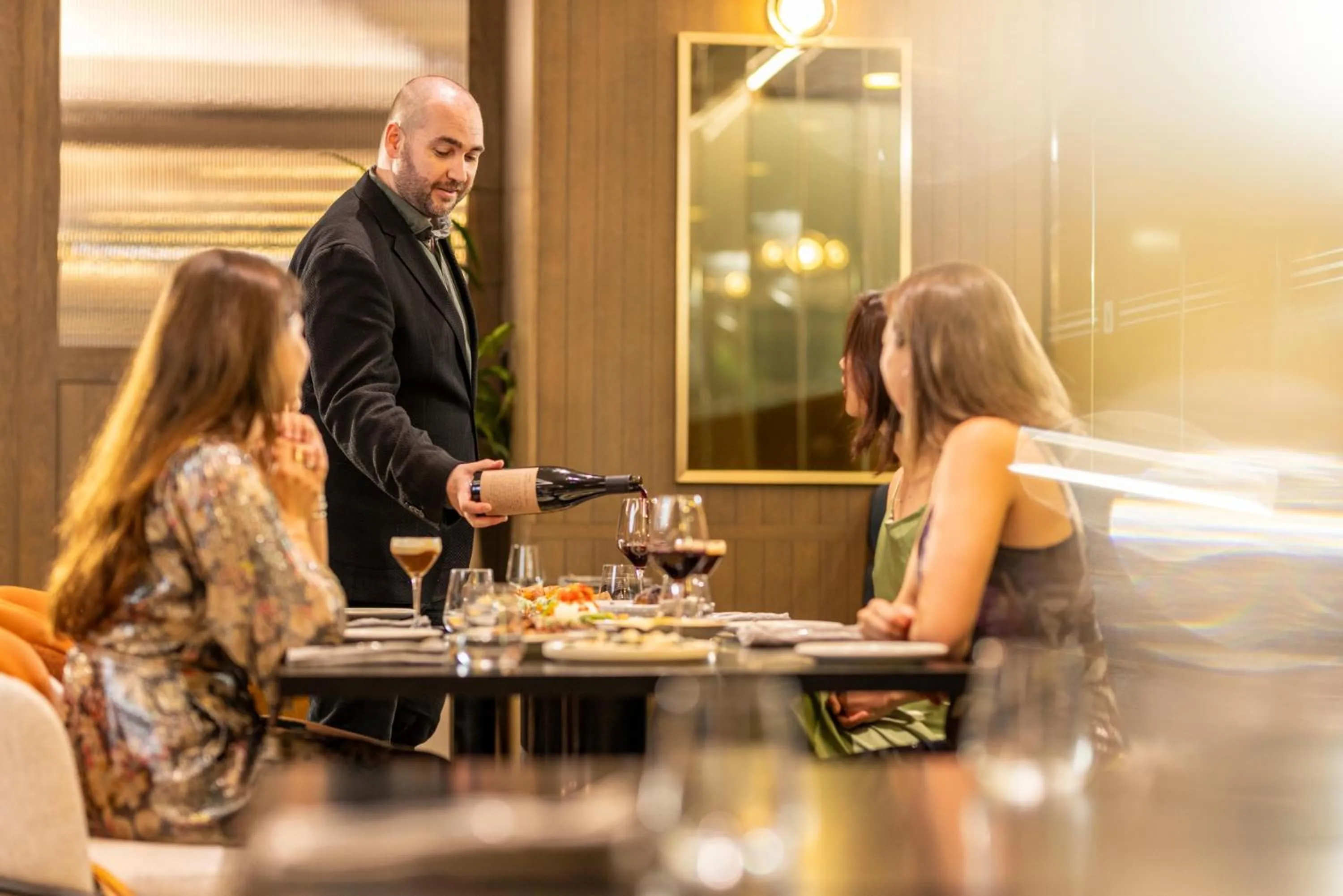 Restaurant/places to eat in Grand Millennium Auckland