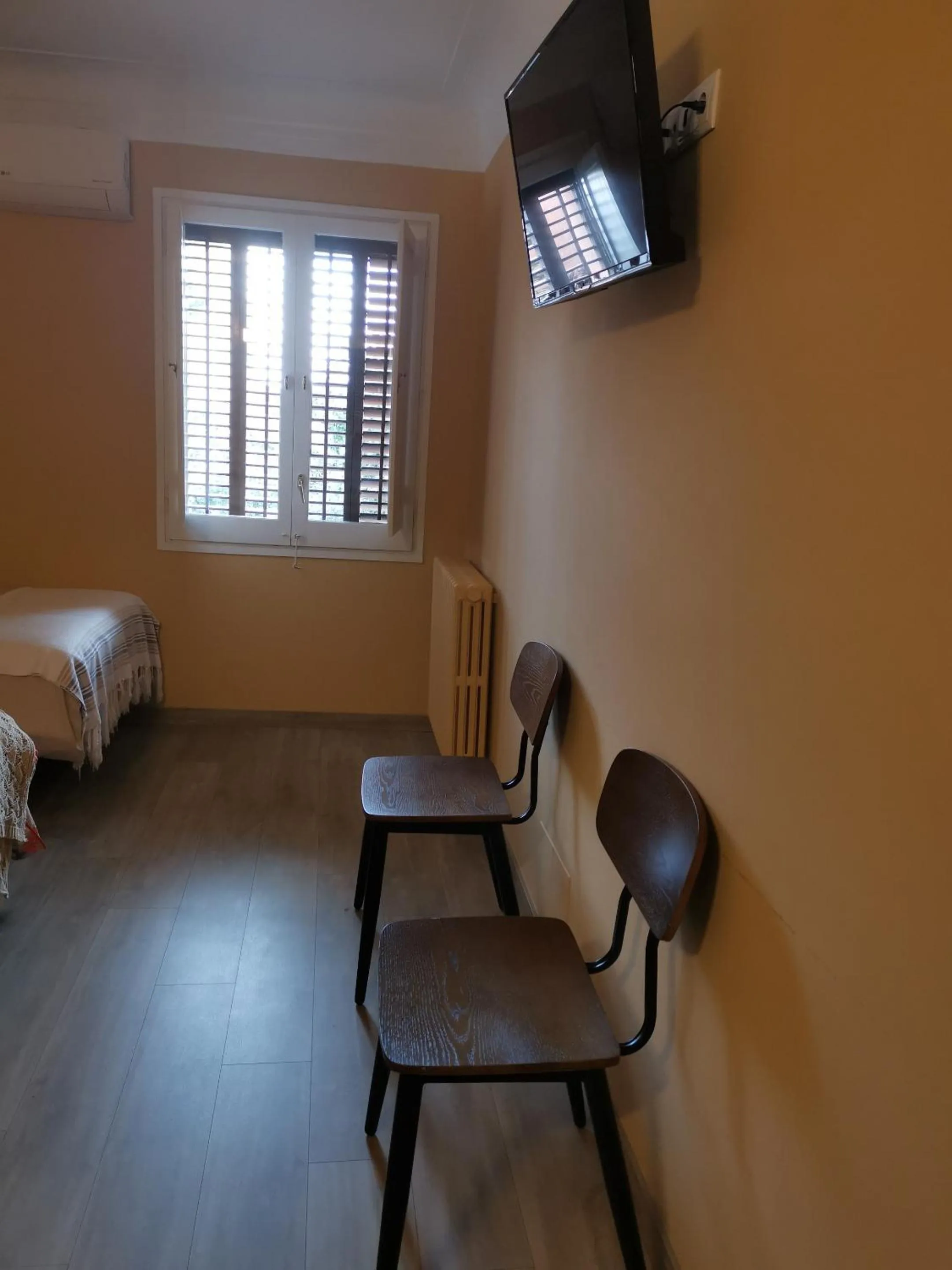 Bedroom, Bed in Cal Duran