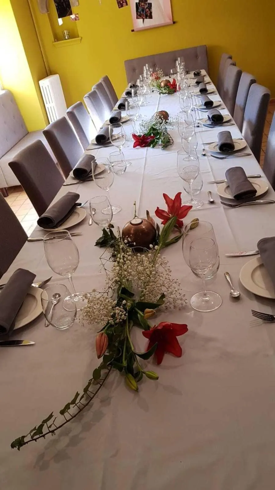 Dining area in Cal Duran