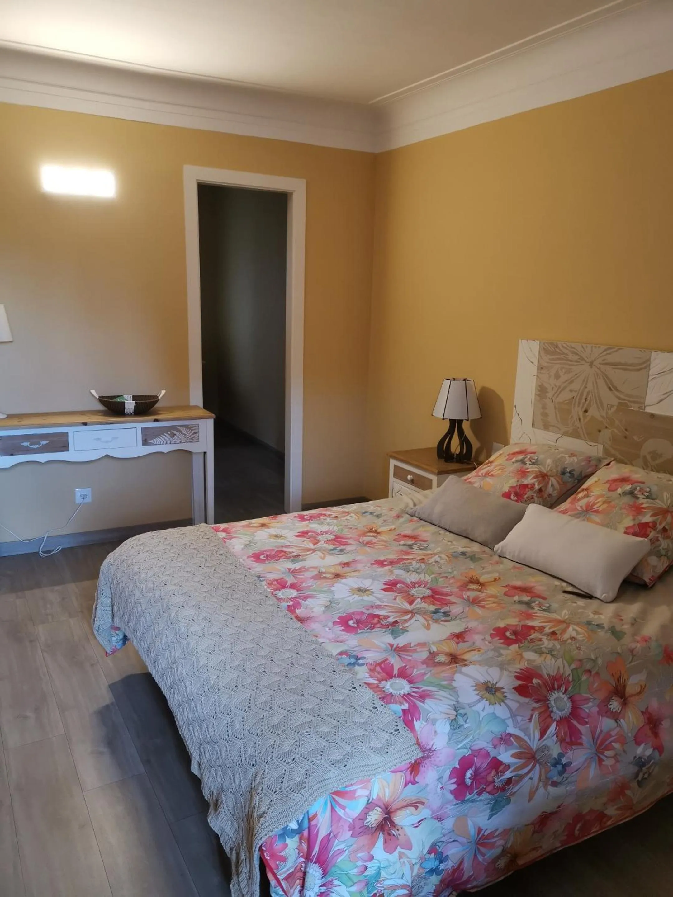 Other, Bed in Cal Duran