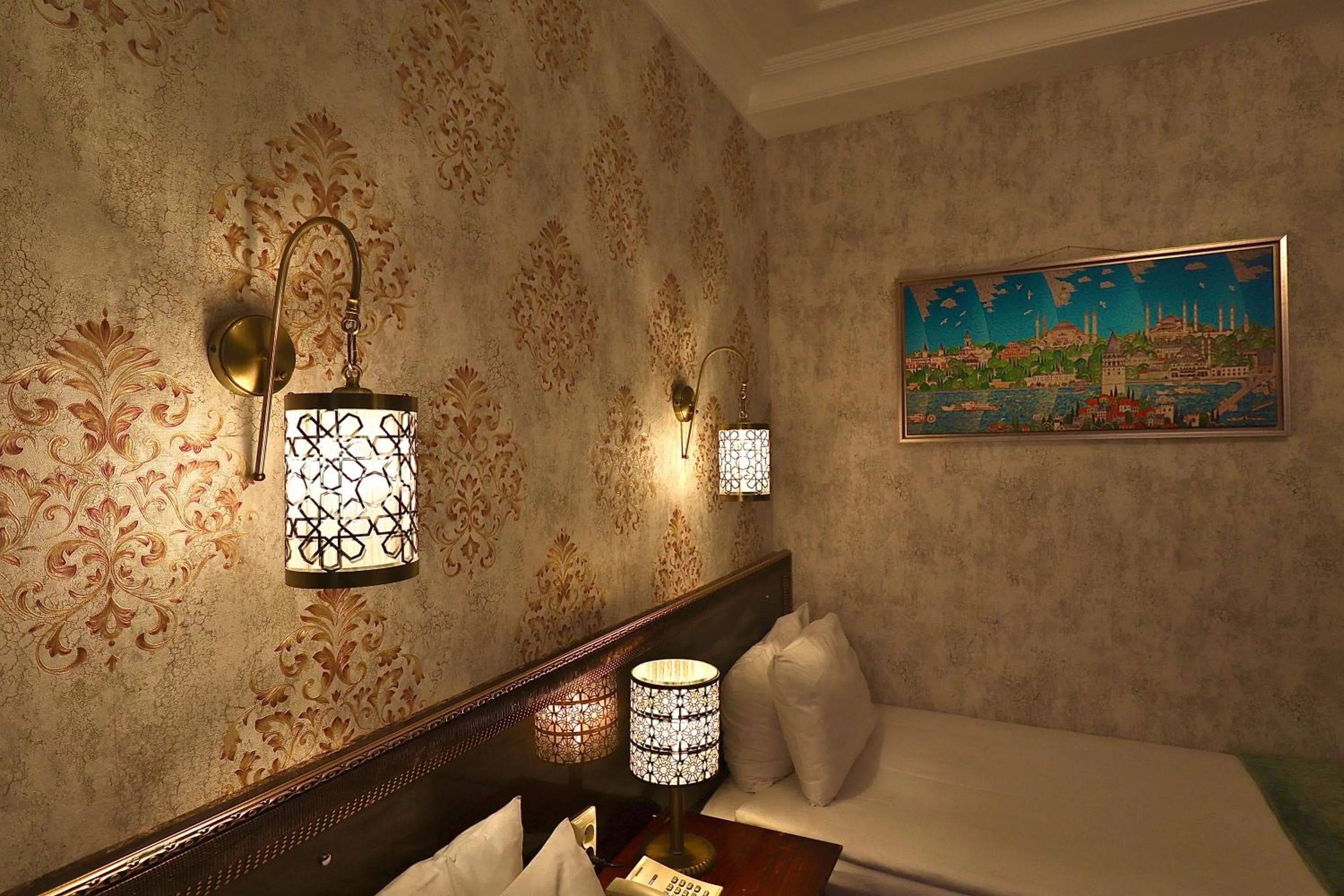 Decorative detail, Bed in Blue House Hotel Old City - Sultanahmet