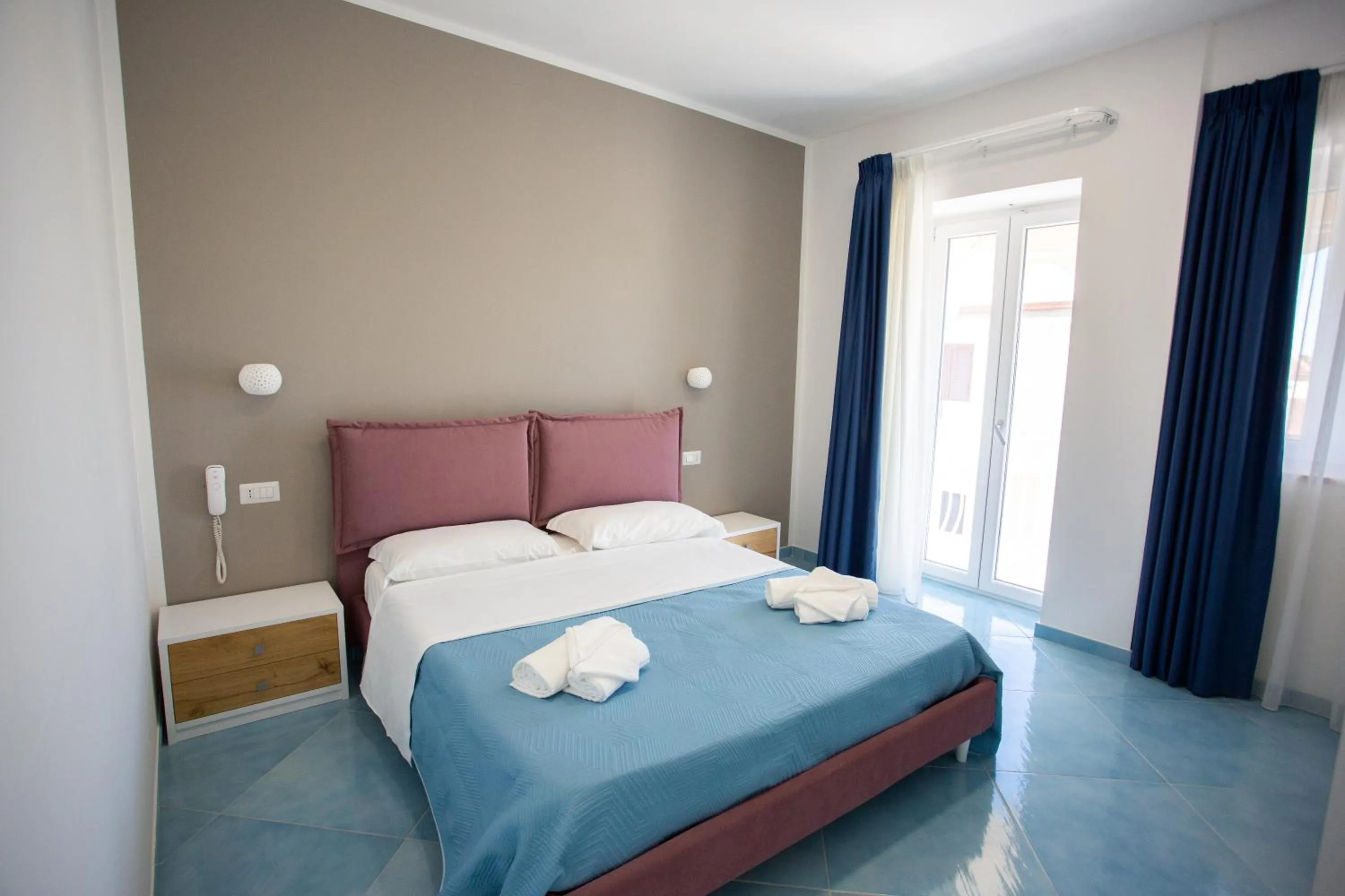 Bedroom, Bed in Hotel da Alfredo