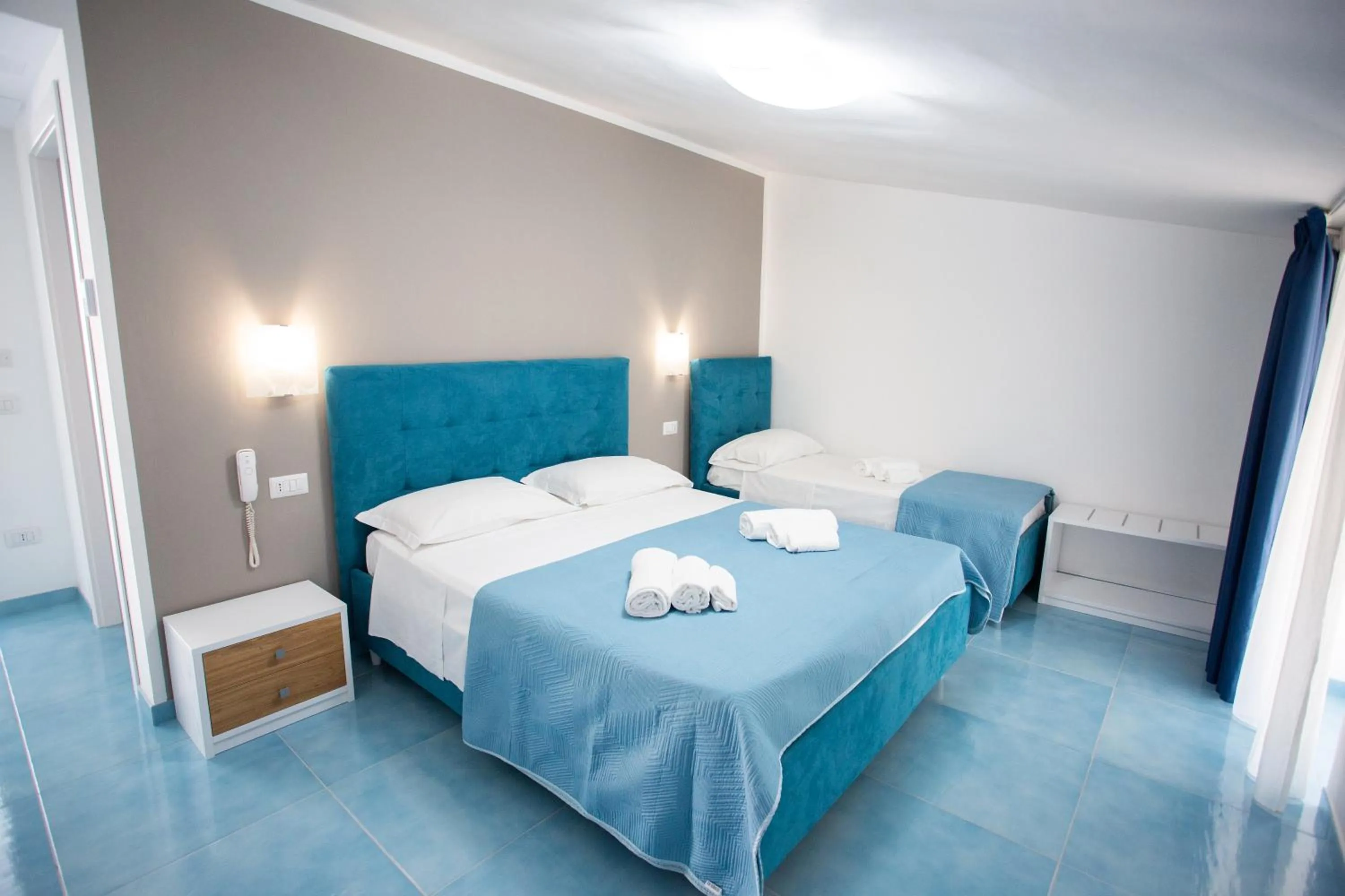 Bedroom, Bed in Hotel da Alfredo