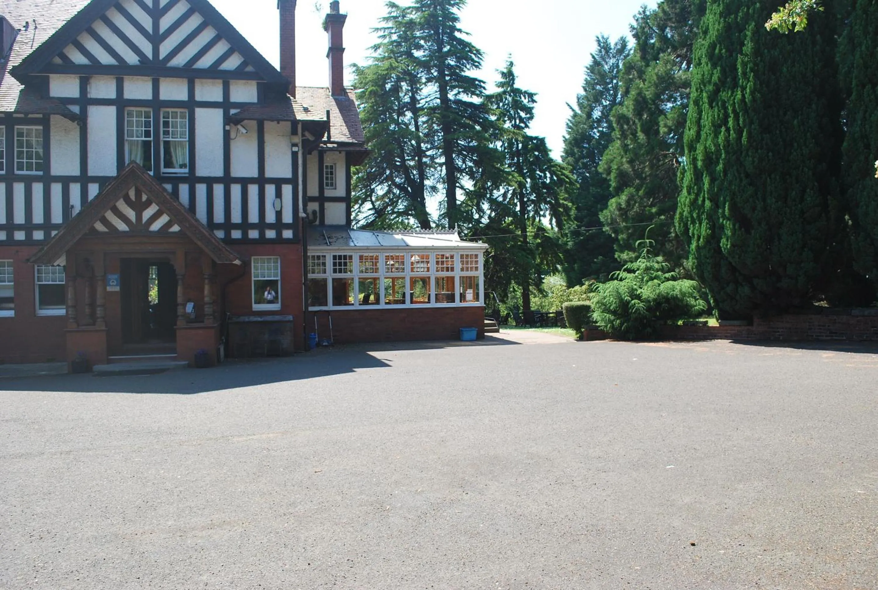 Property building in OYO Dunmar House Hotel