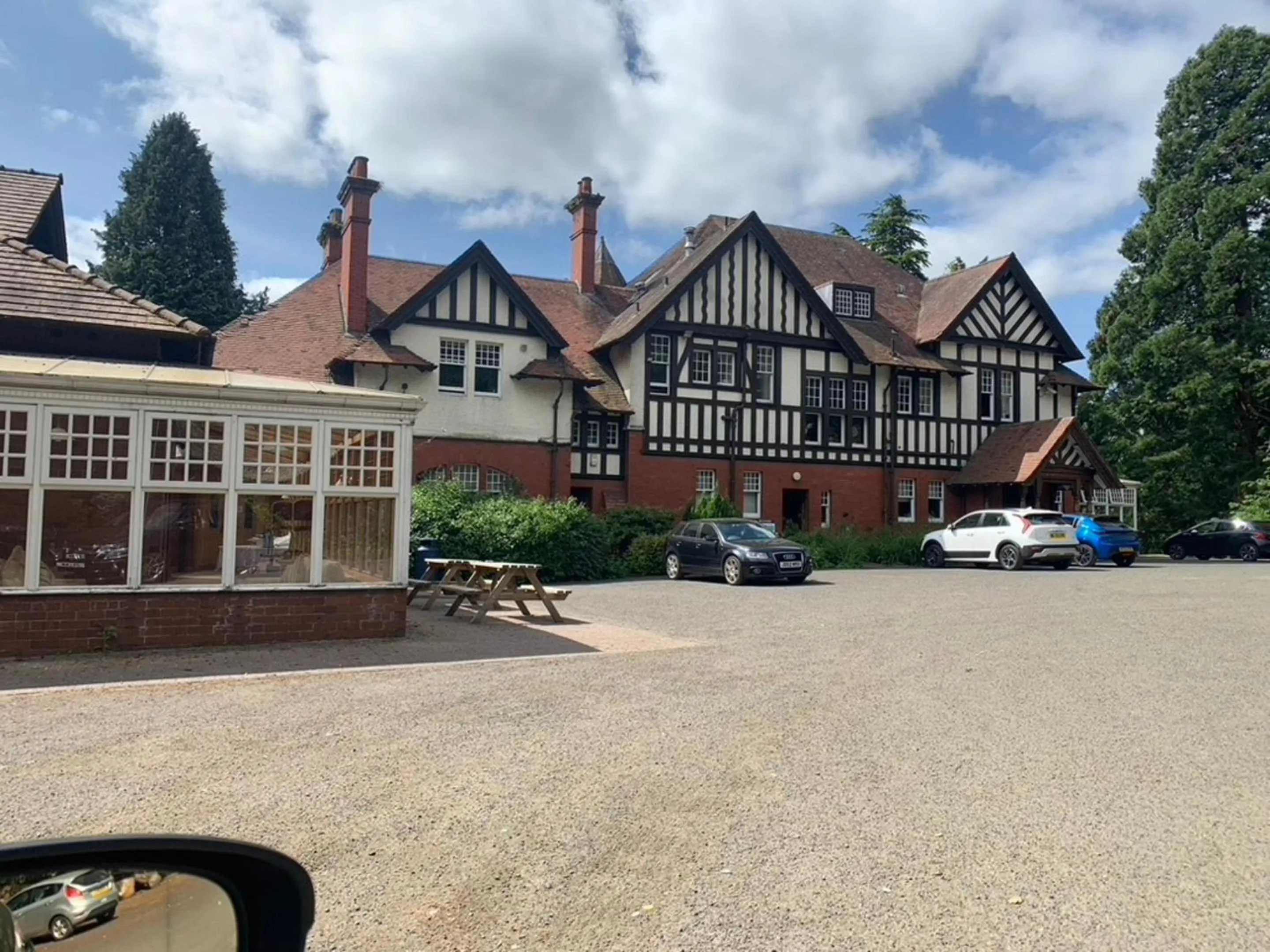 Property building in OYO Dunmar House Hotel