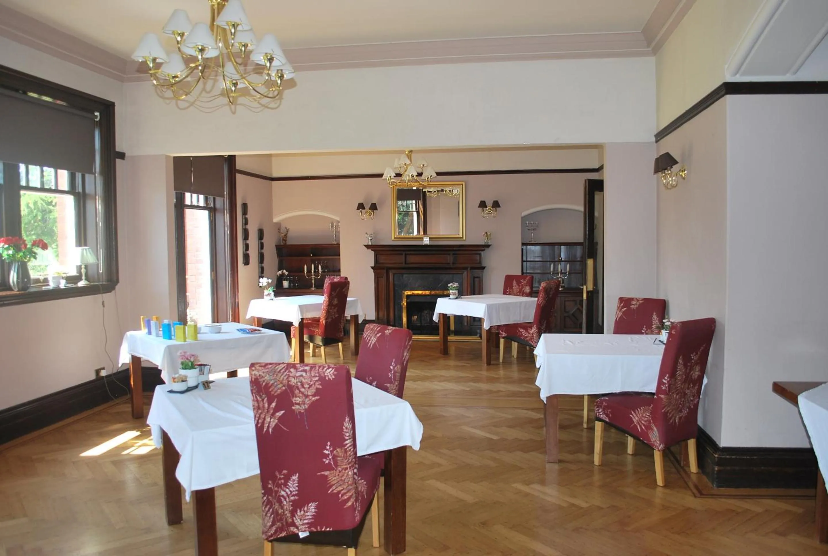 Banquet/Function facilities in OYO Dunmar House Hotel