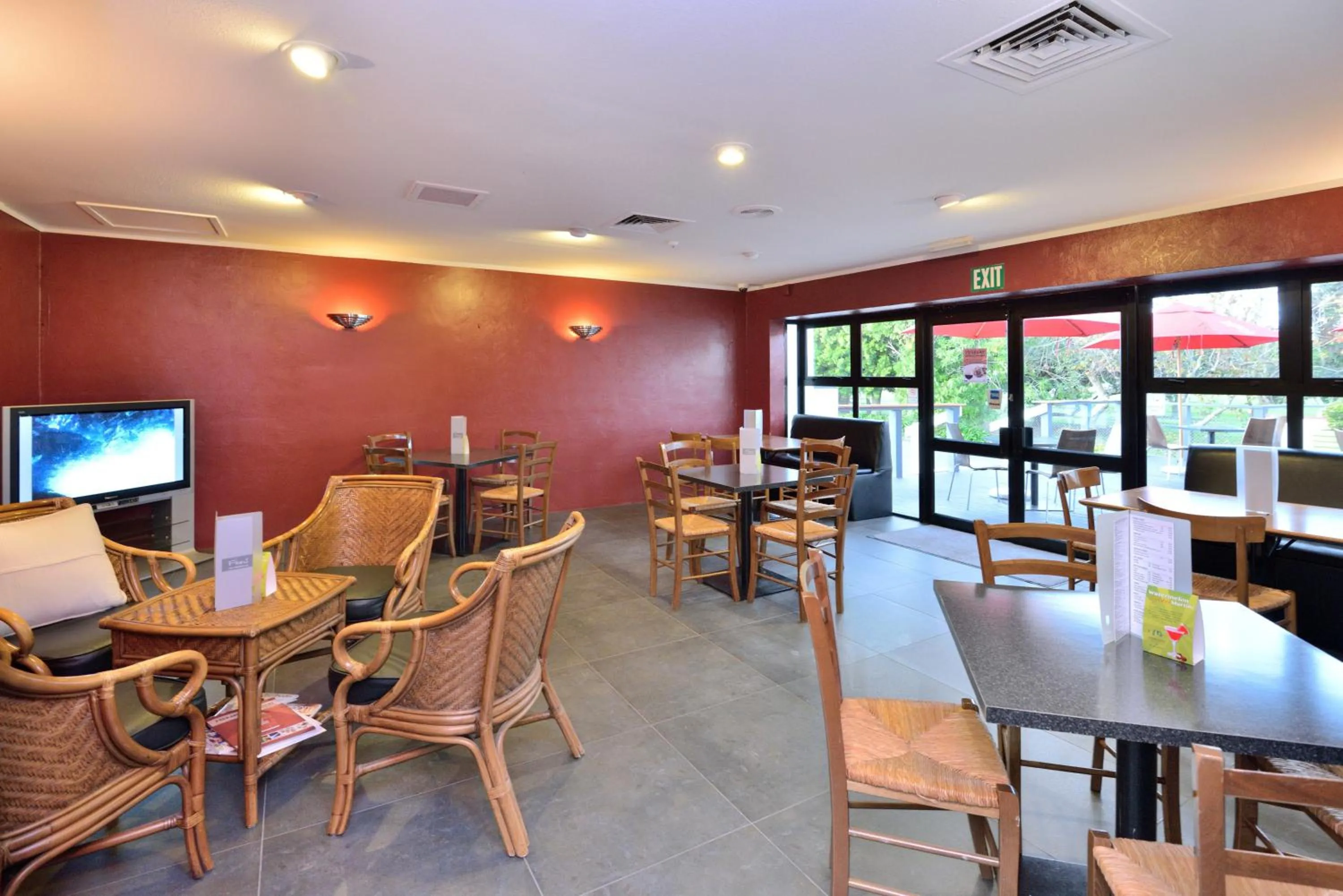Restaurant/places to eat in Manukau Hotel & Conference Centre