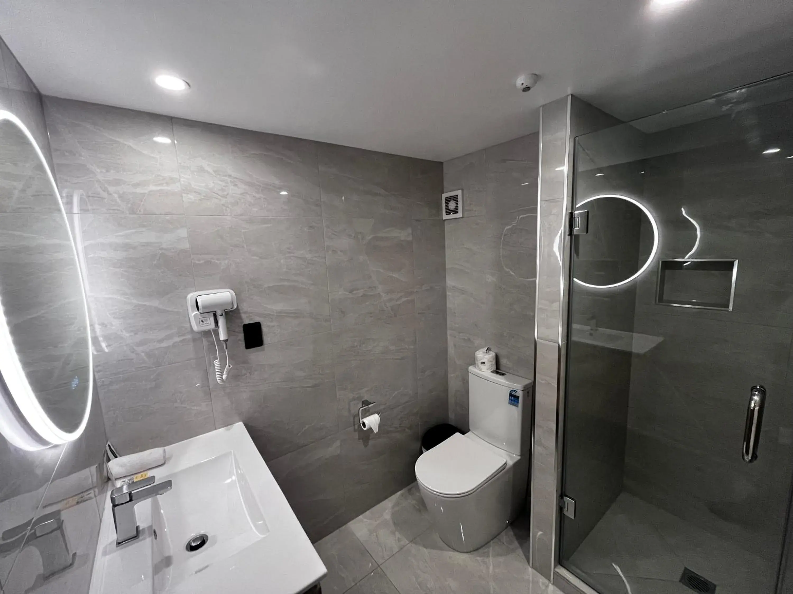 Studio with Balcony in Manukau Hotel & Conference Centre Studio with Balcony in Manukau Hotel & Conference Centre