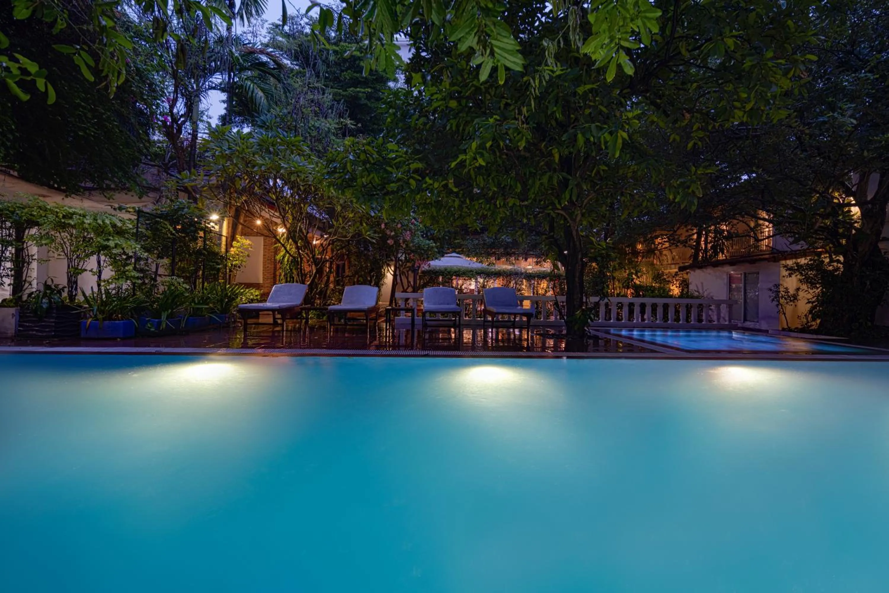 Swimming pool in Skyline Boutique Hotel