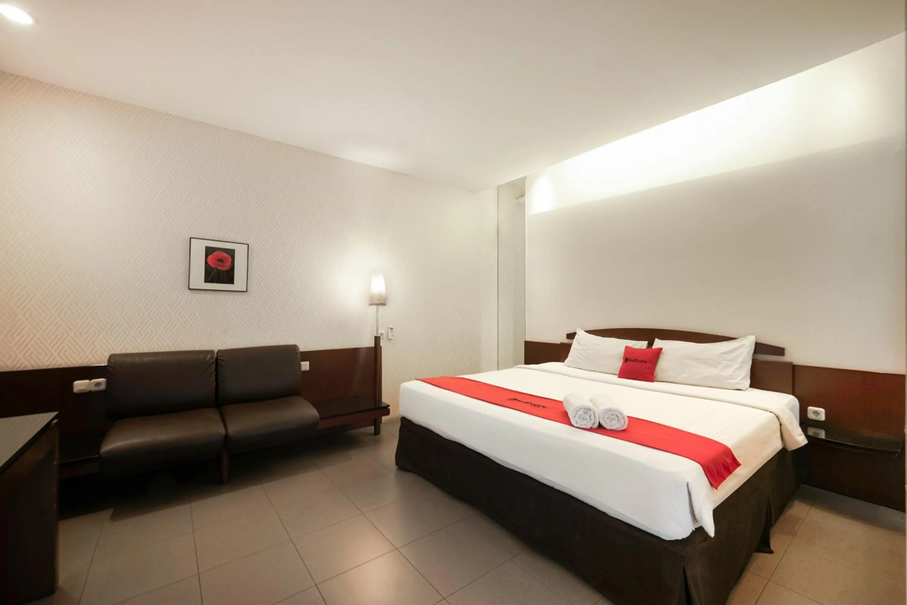 Bedroom, Bed in RedDoorz Plus @ Cipaganti Street 3