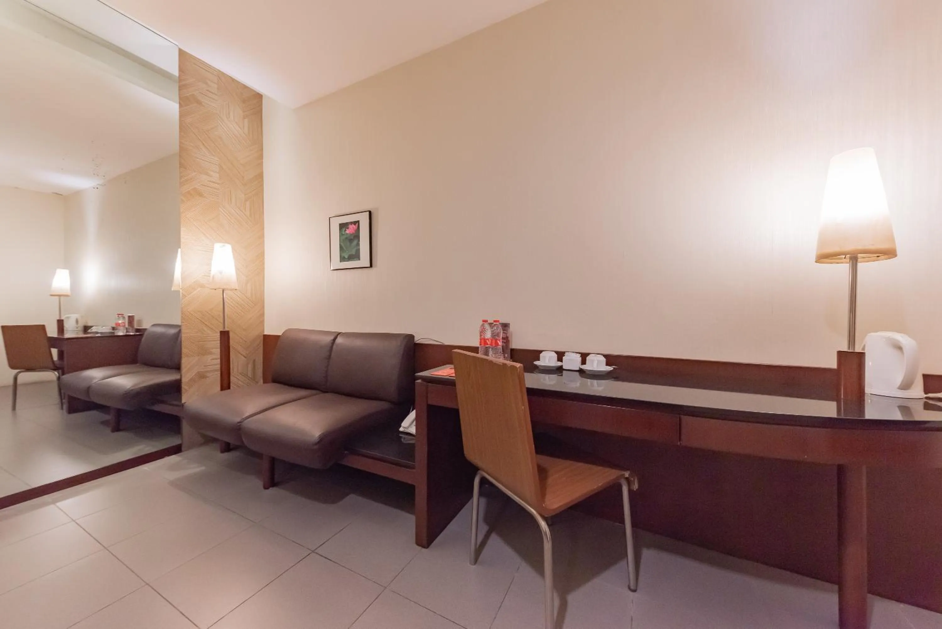 Seating area in RedDoorz Plus @ Cipaganti Street 3