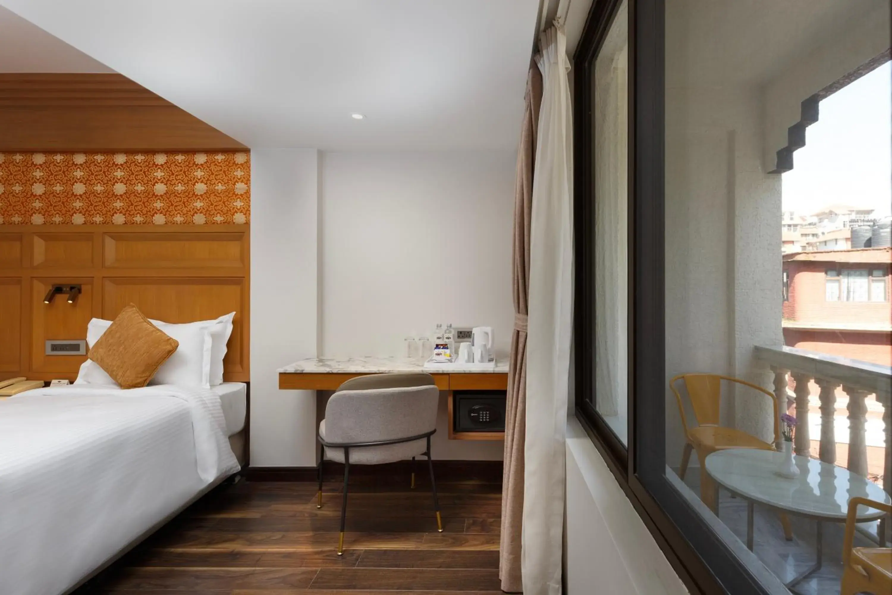 Deluxe Double or Twin Room in Hotel Tibet Deluxe Double or Twin Room in Hotel Tibet