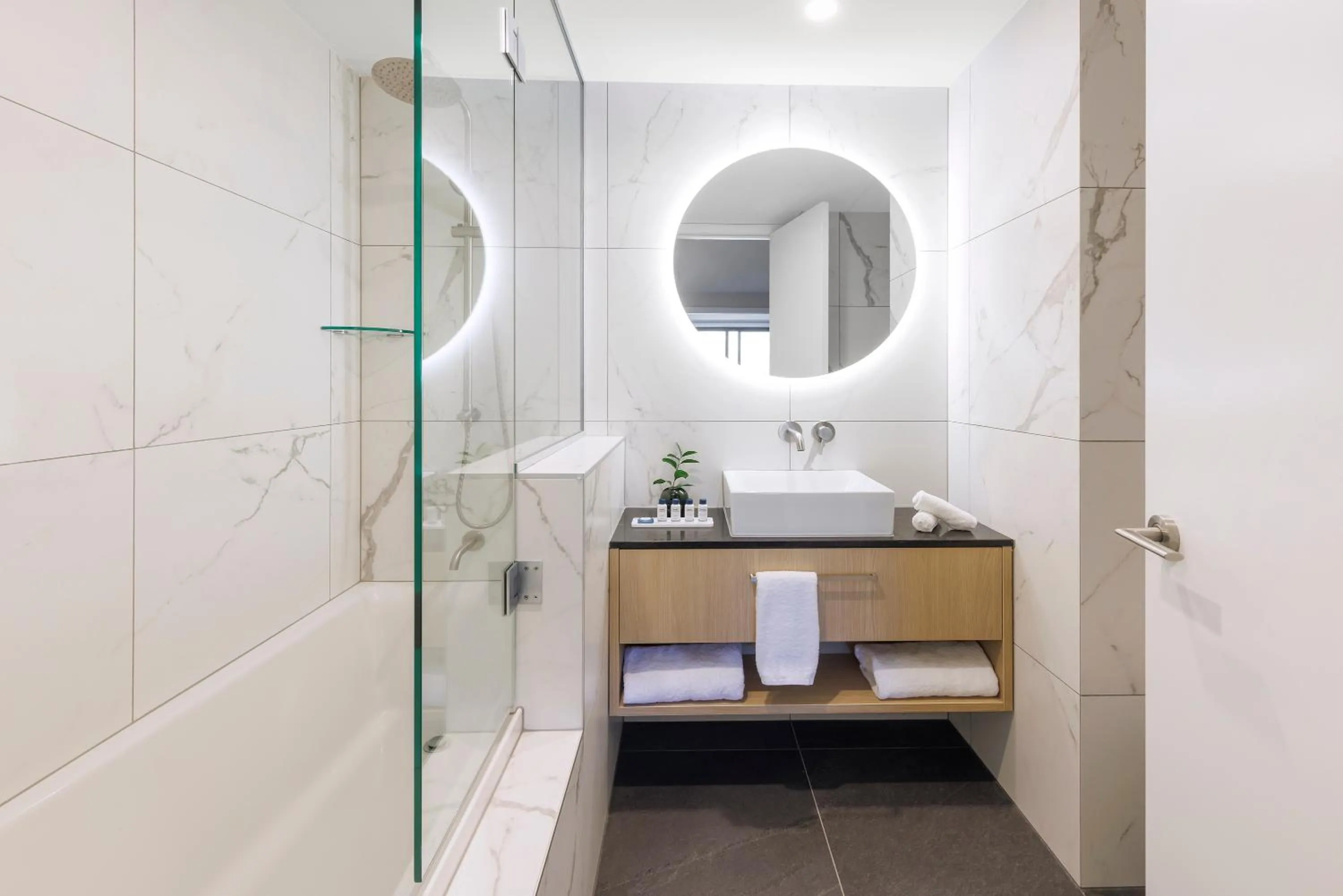 Bathroom in Oaks Queenstown Shores Resort