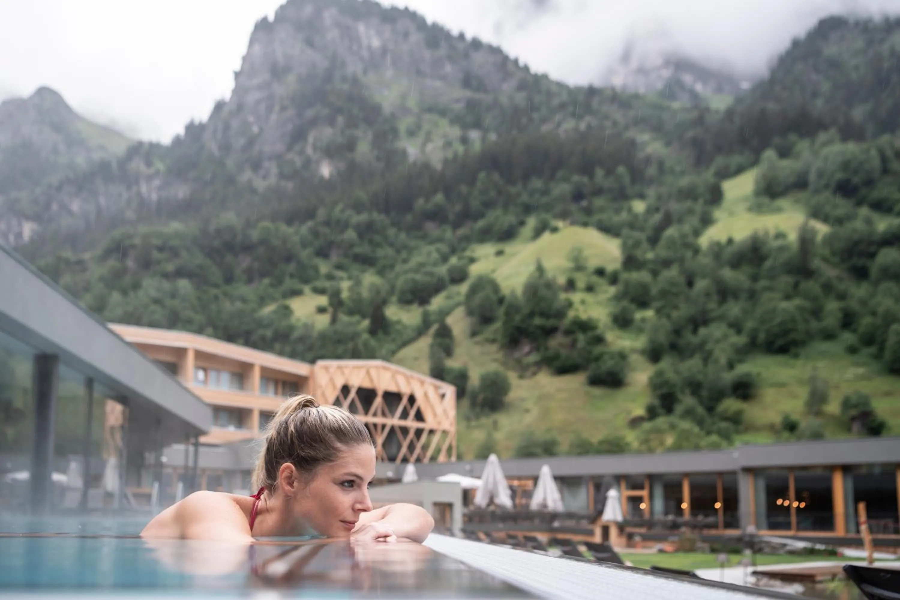 Swimming pool in Feuerstein Nature Family Resort