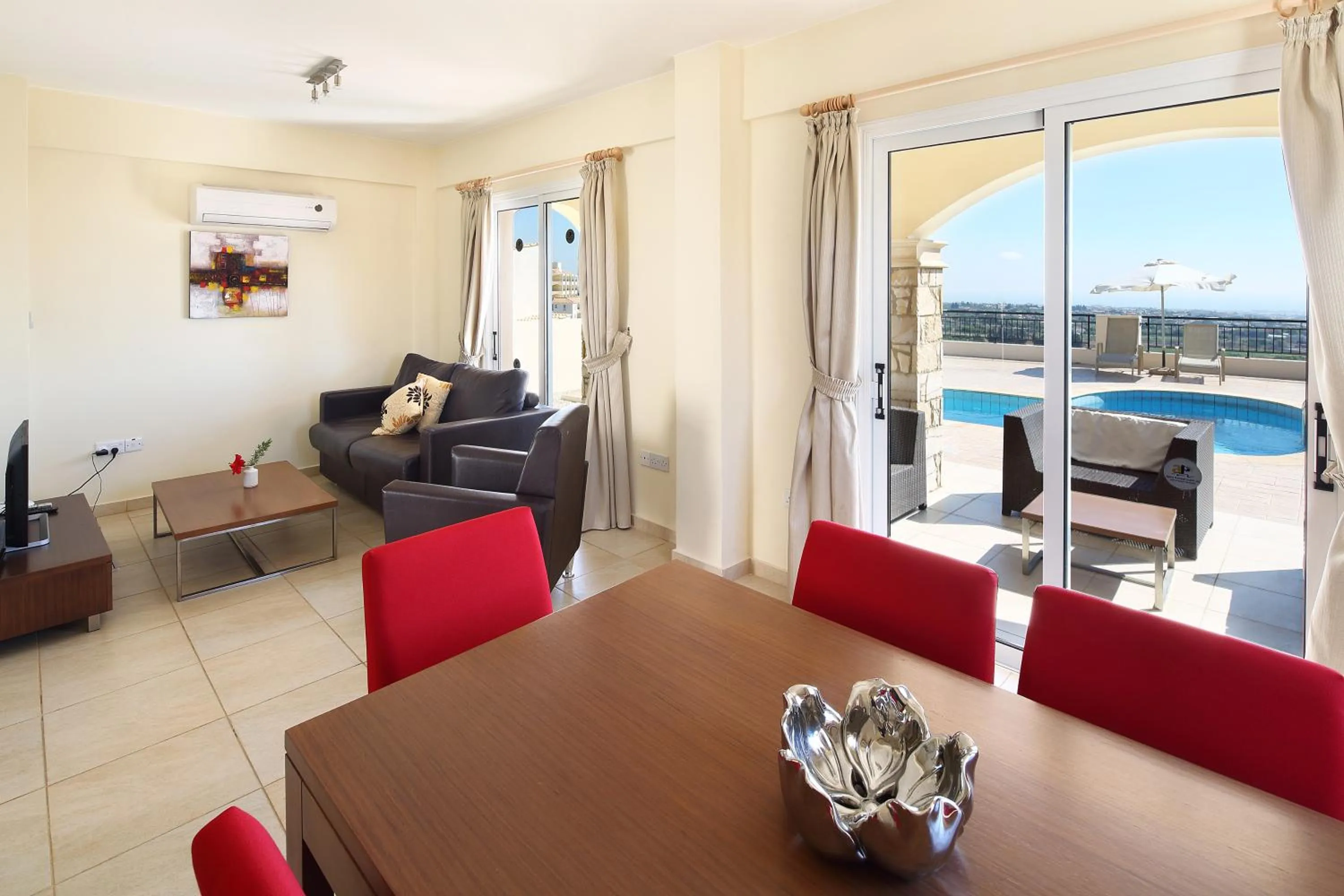 Day in Club St. George