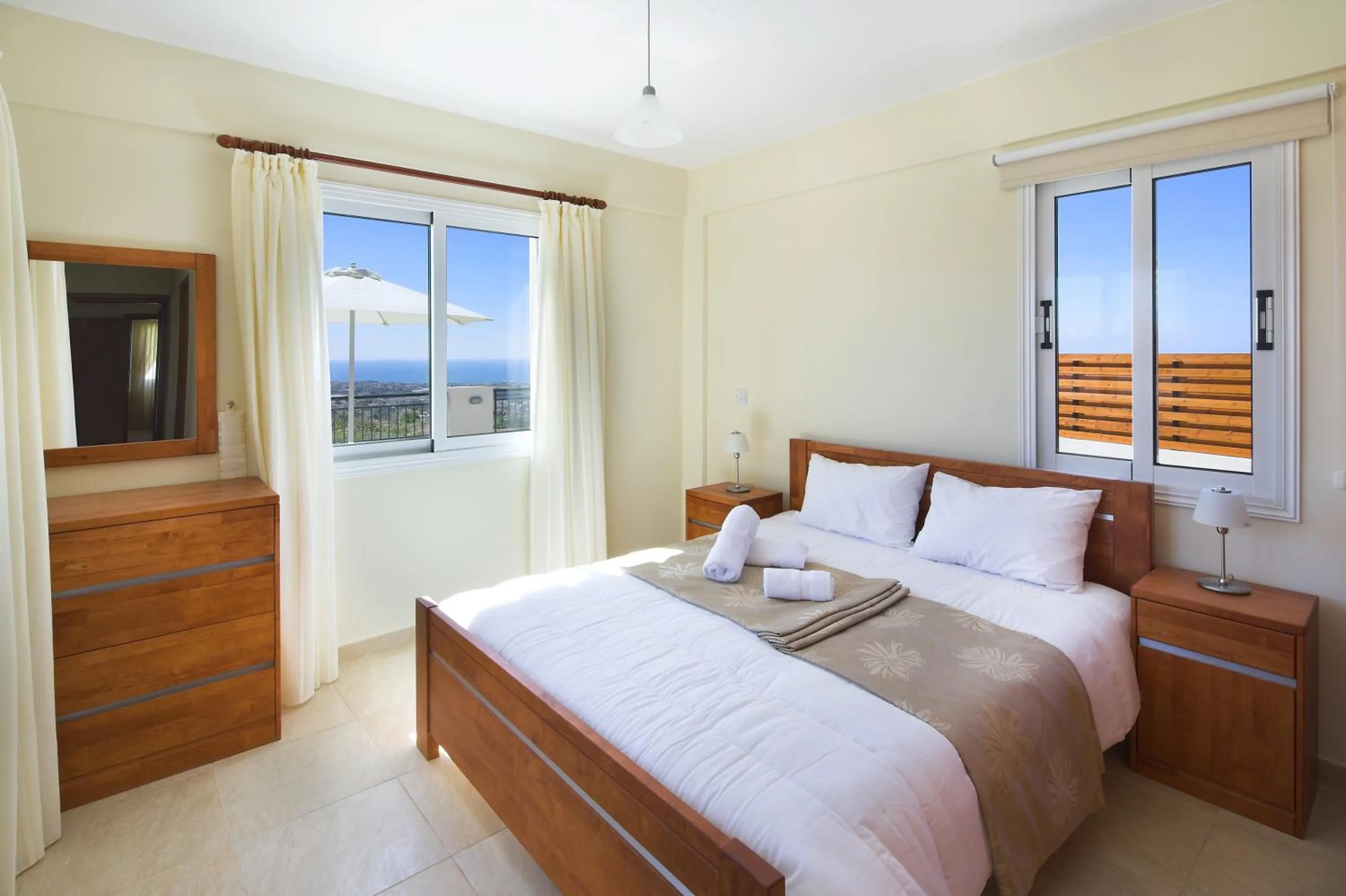 Bed in Club St. George