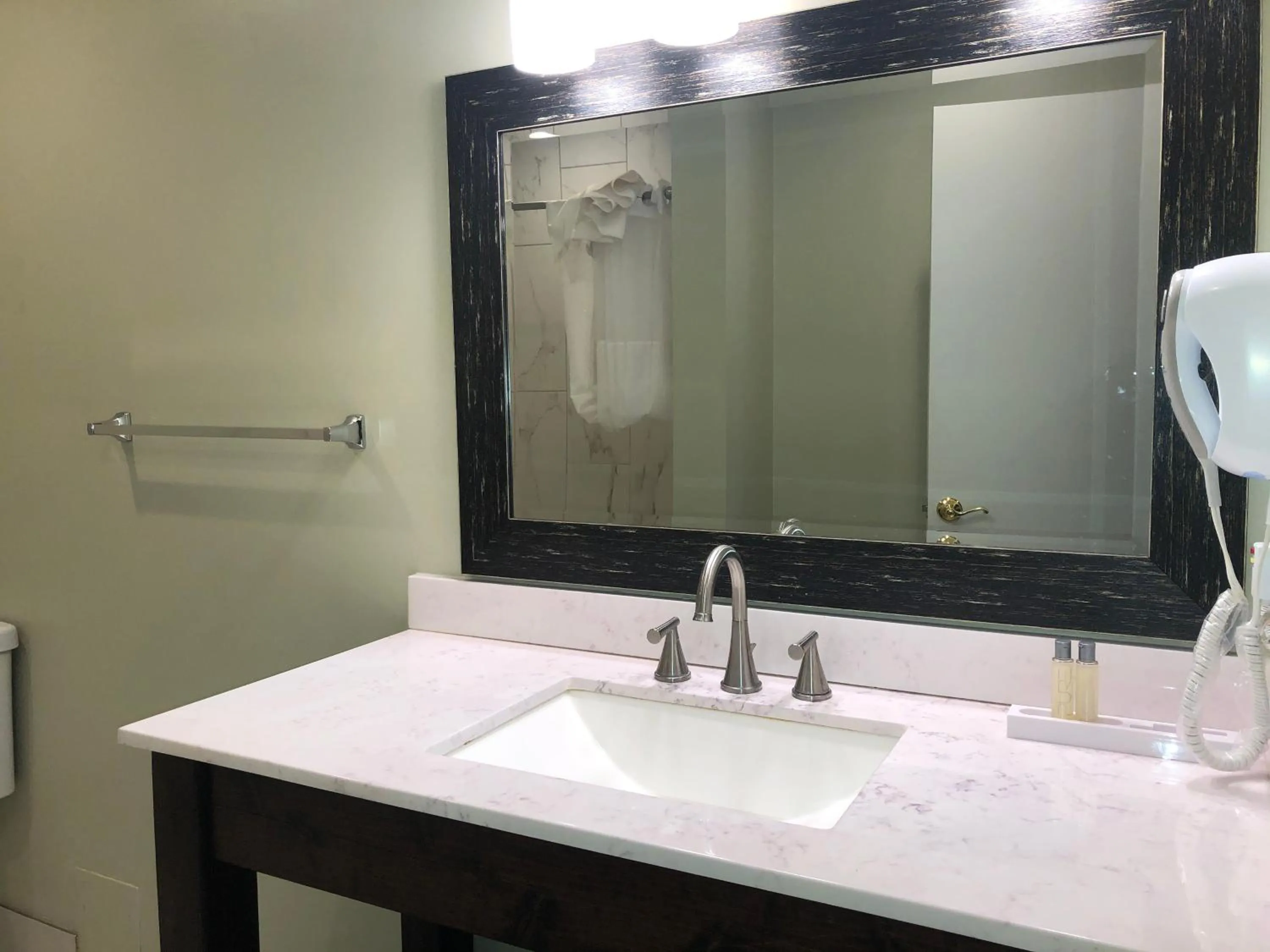 Bathroom in Hotel Elevation