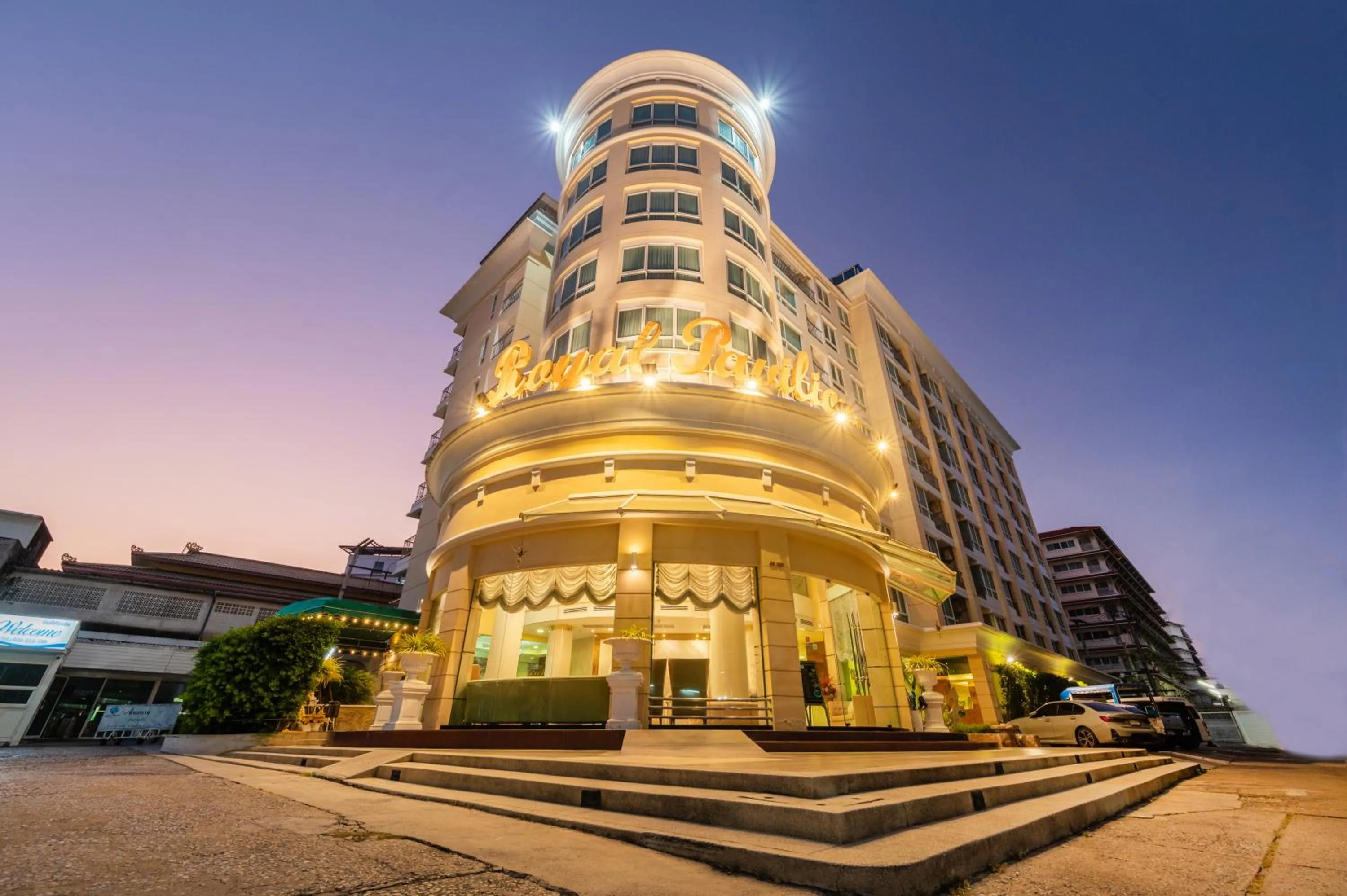 Property building in Royal Pavilion Hua Hin