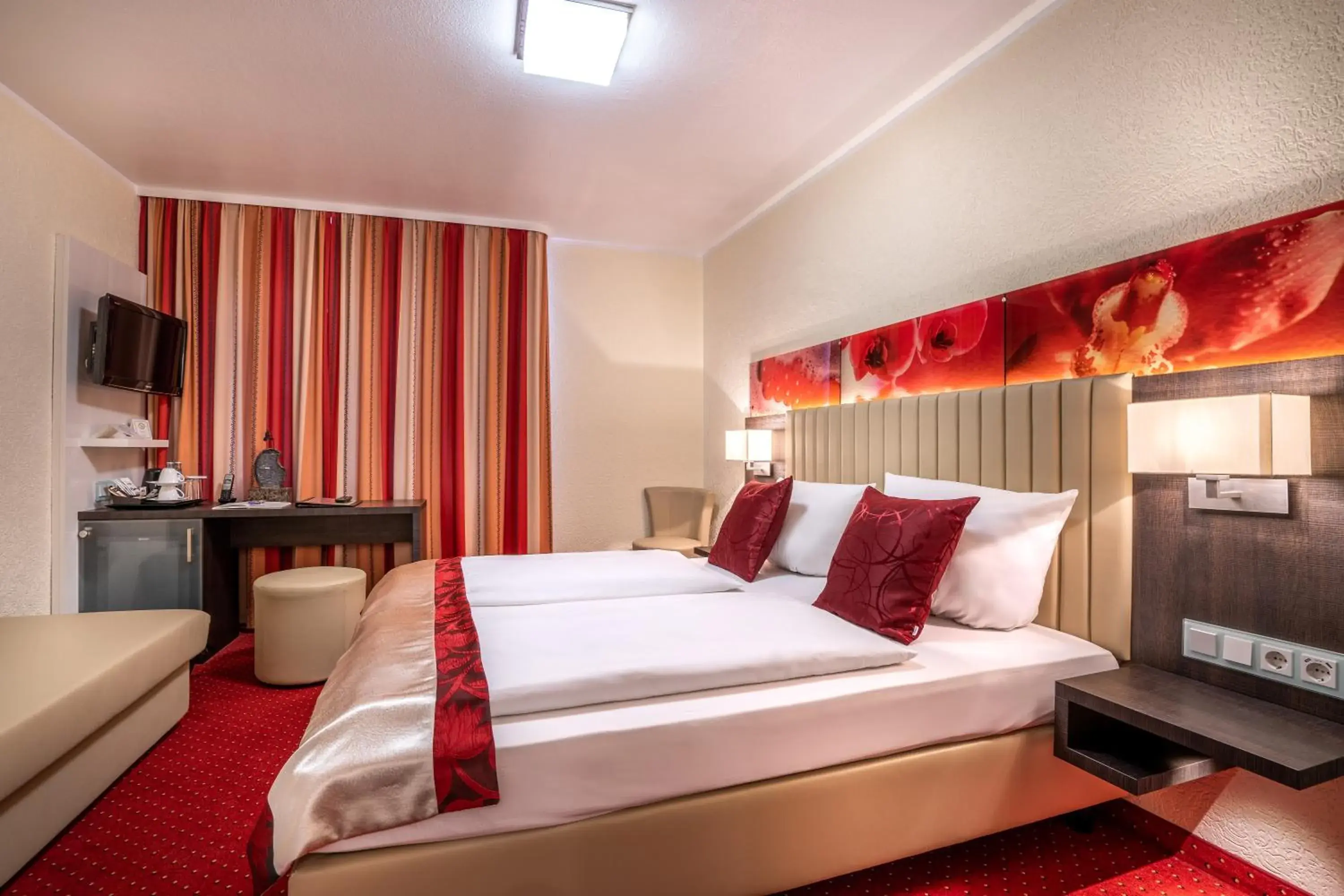 Triple Room in Hotel Stadt Heidelberg Triple Room in Hotel Stadt Heidelberg