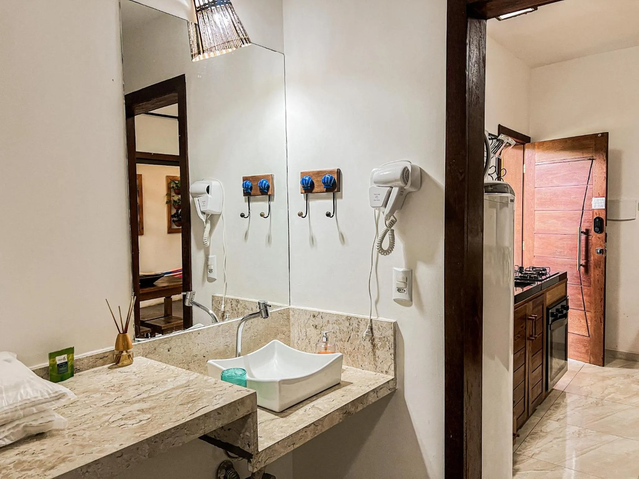 Bathroom in Conchas do Mar Residence