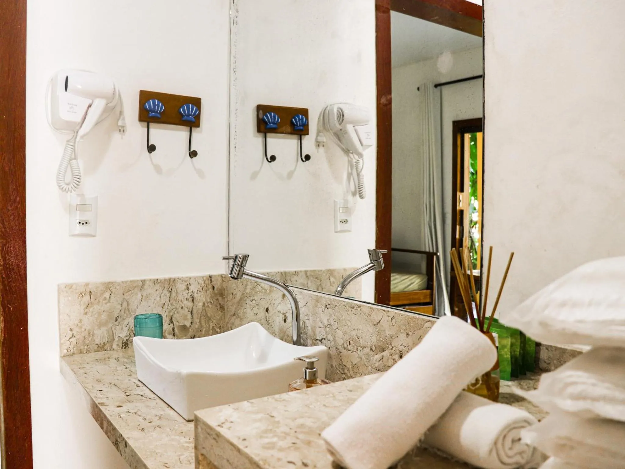 Bathroom in Conchas do Mar Residence