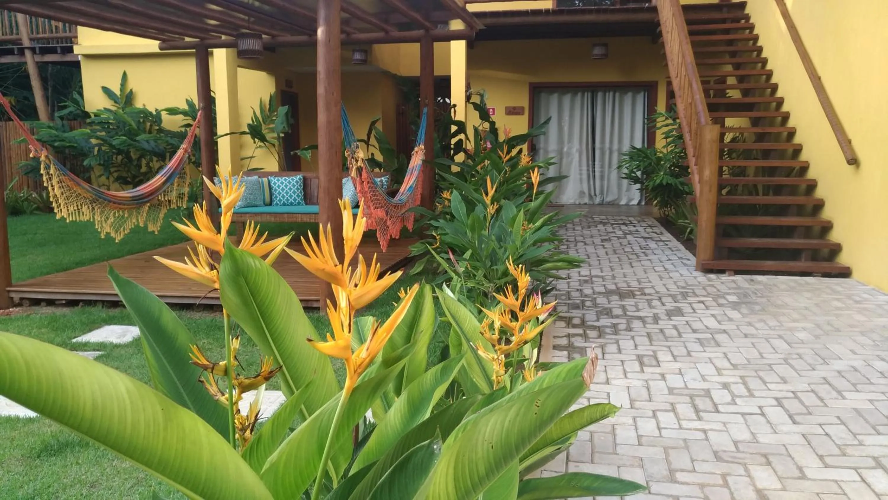 Garden in Conchas do Mar Residence