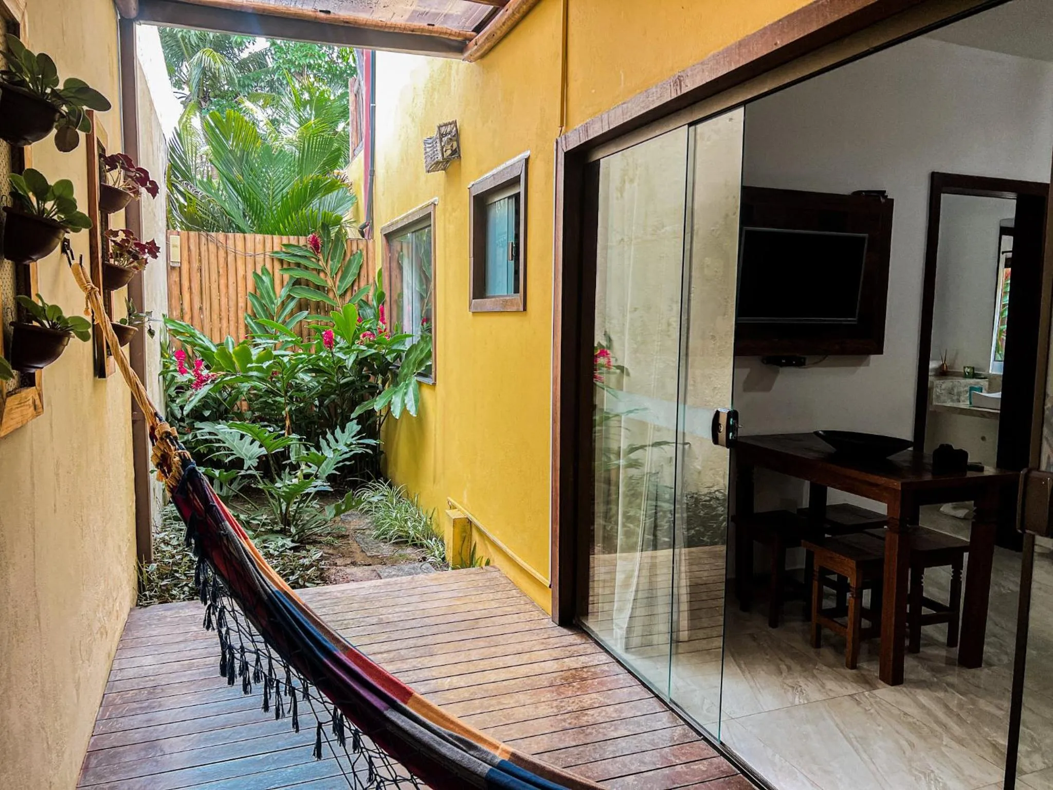 Patio in Conchas do Mar Residence