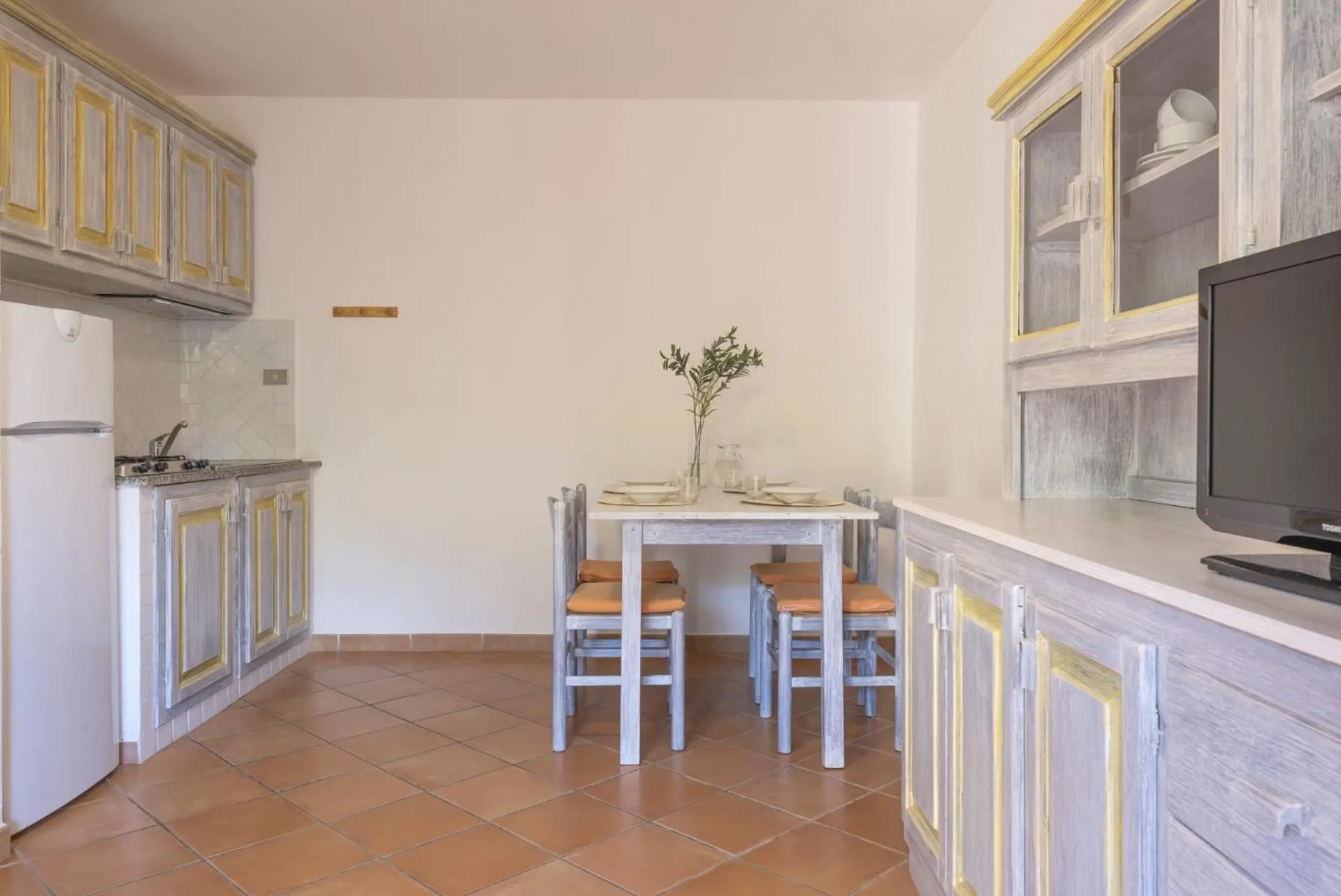 Kitchen or kitchenette in Baia de Bahas Residence