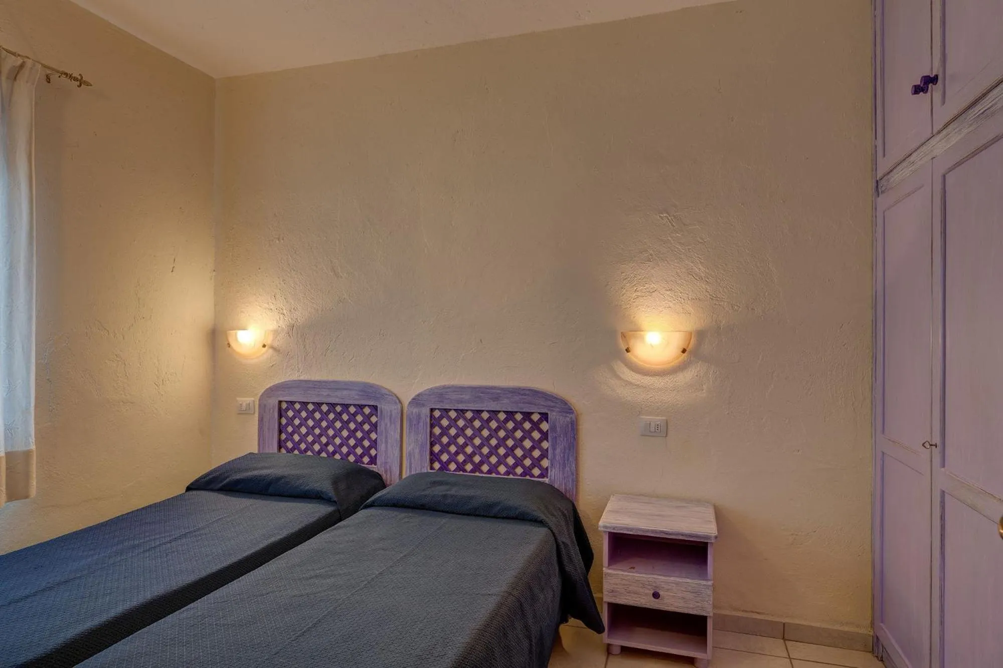 Bedroom, Bed in Baia de Bahas Residence