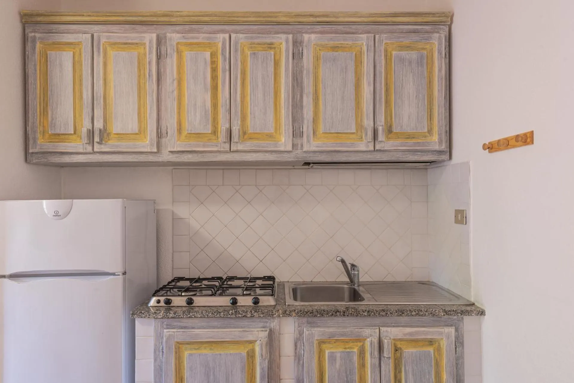 Kitchen or kitchenette in Baia de Bahas Residence