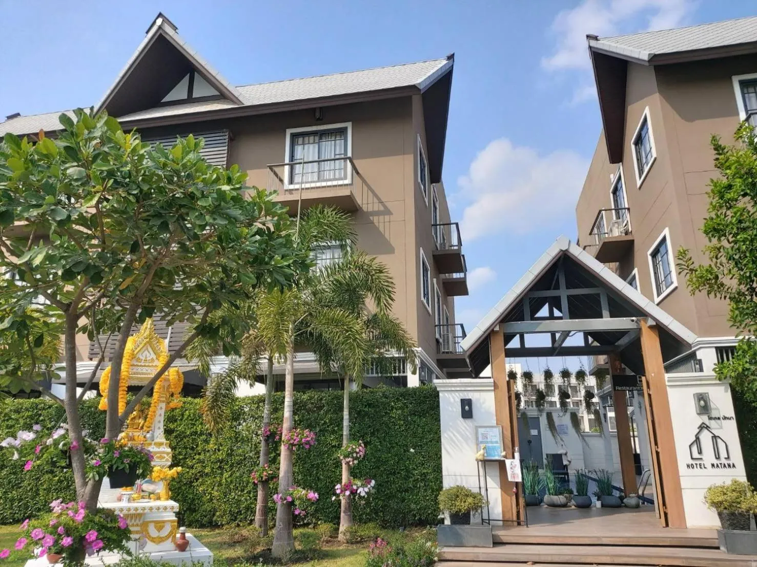 Property building in Hotel Matana