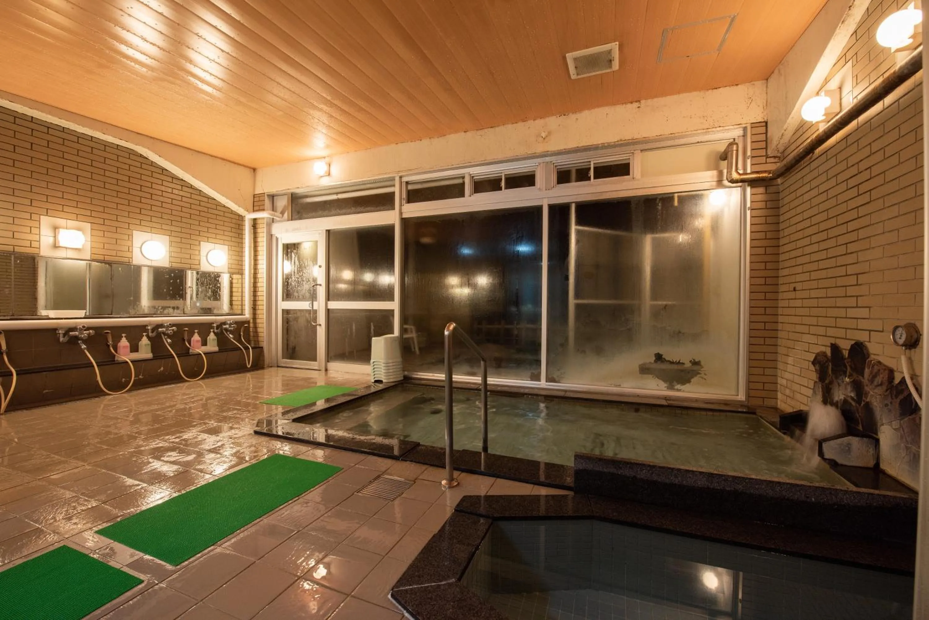 Public Bath in Eboshiso