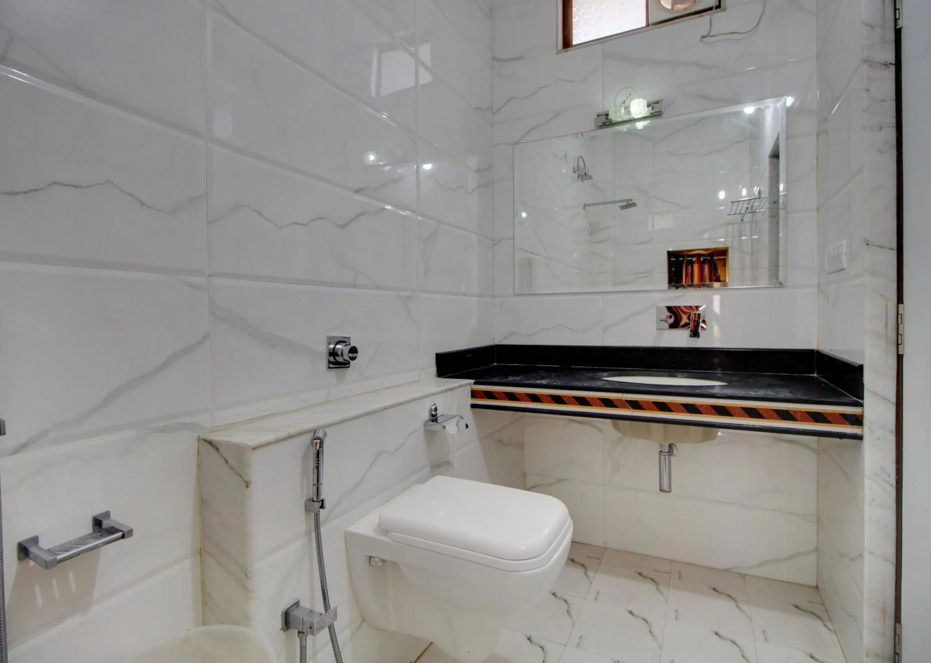 Bathroom in Hotel Oasis Jaisalmer