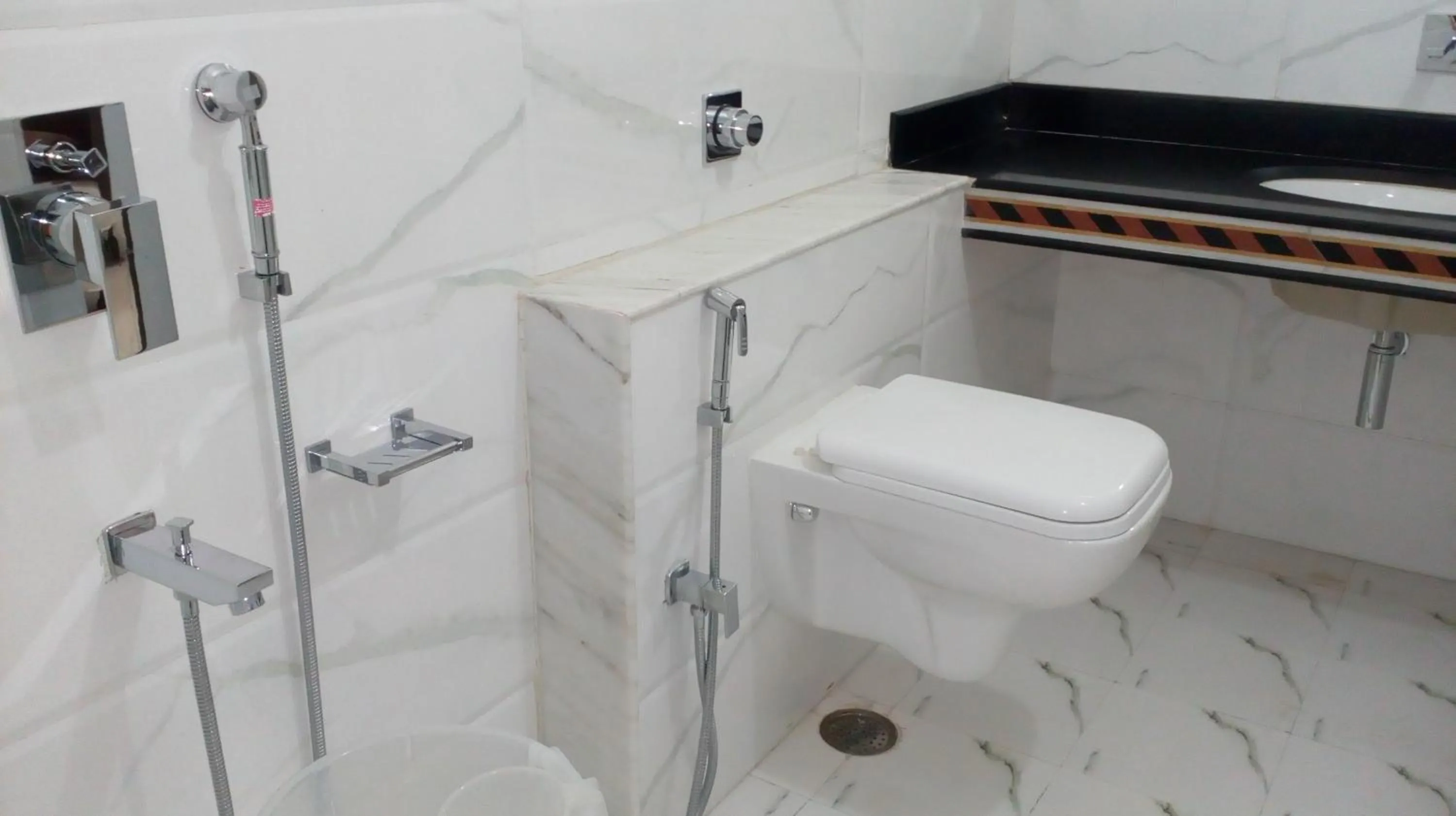 Bathroom in Hotel Oasis Jaisalmer